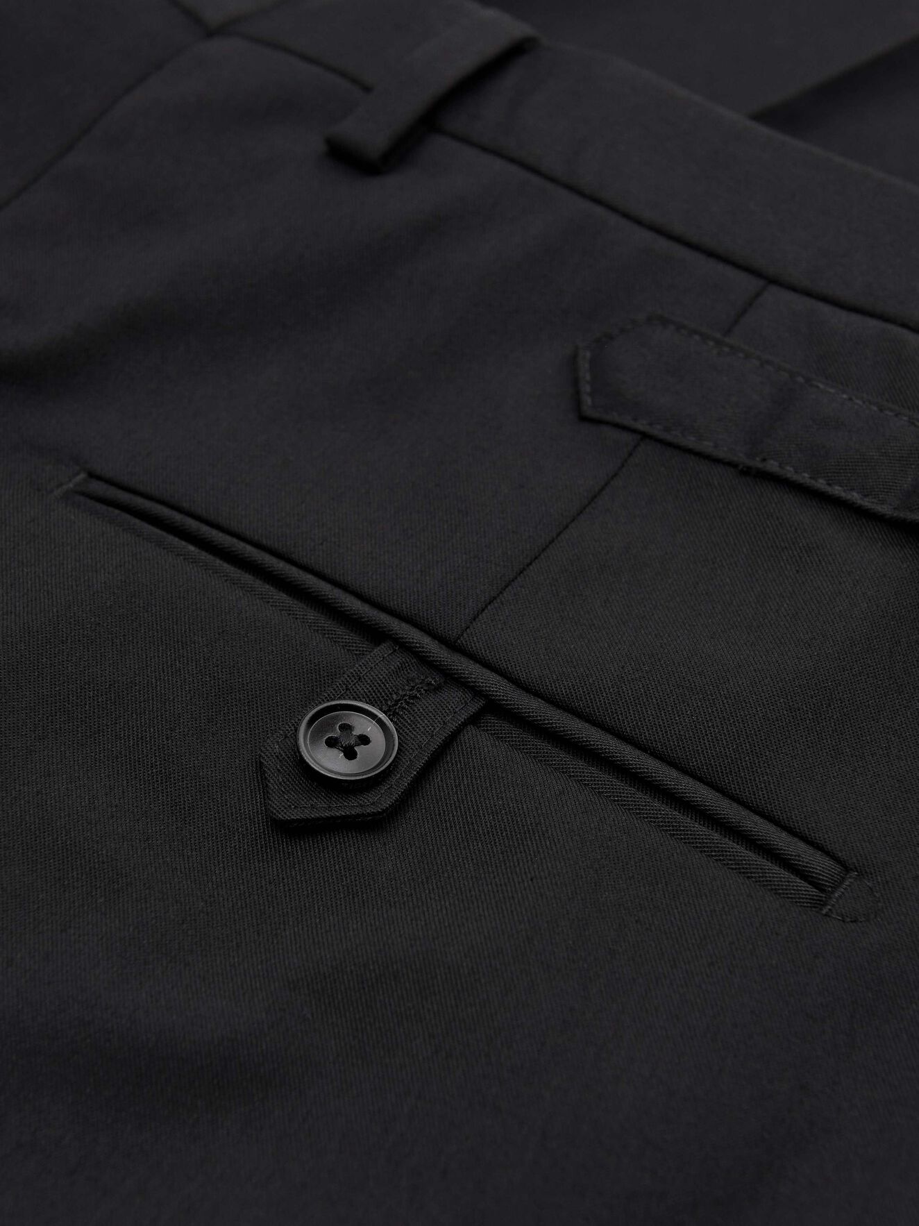 Tretton Trousers in Black from Tiger of Sweden Tretton Trousers in Black from Tiger of Sweden