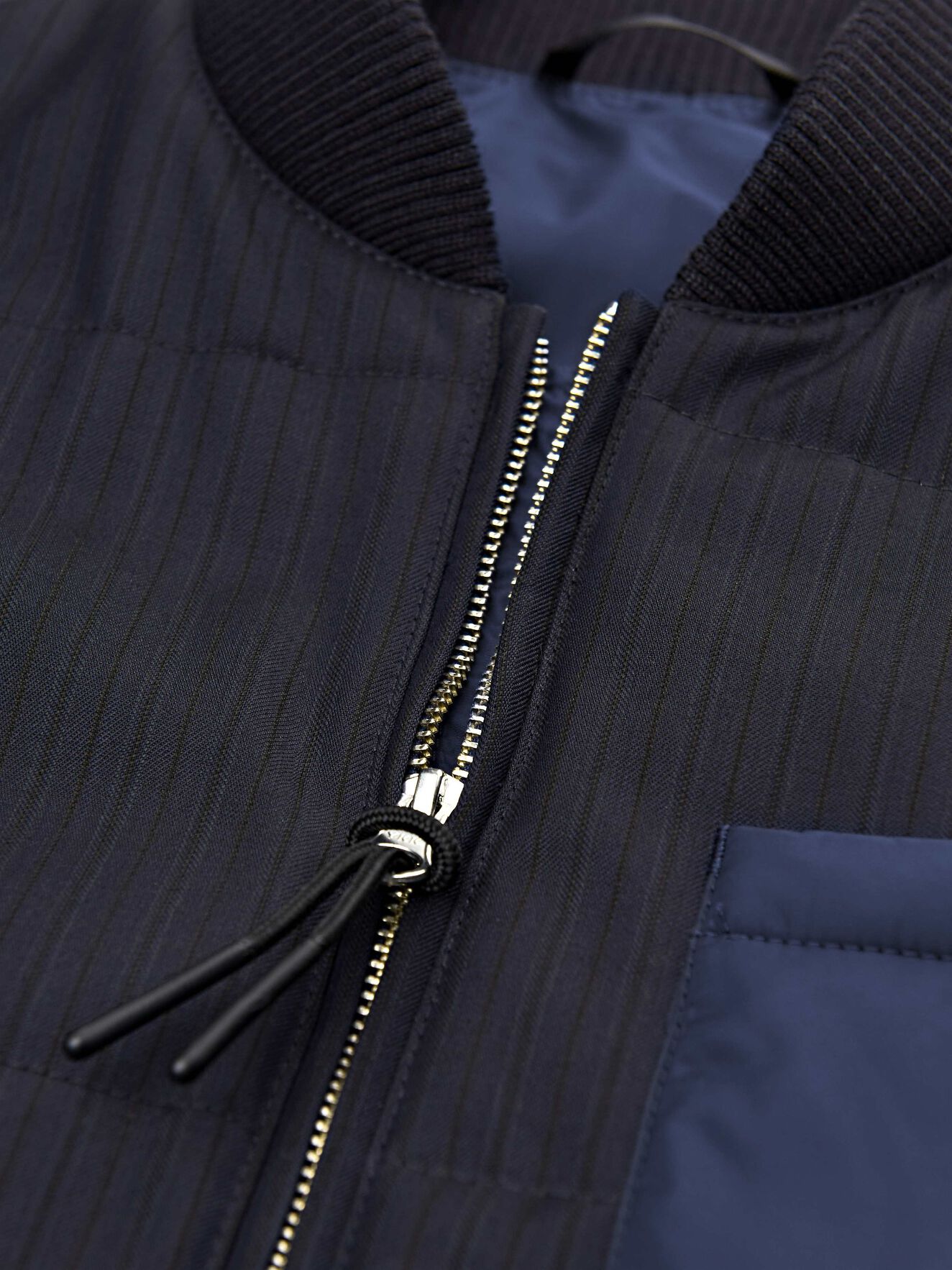 Ollis Vest in Midnight blue from Tiger of Sweden Ollis Vest in Midnight blue from Tiger of Sweden