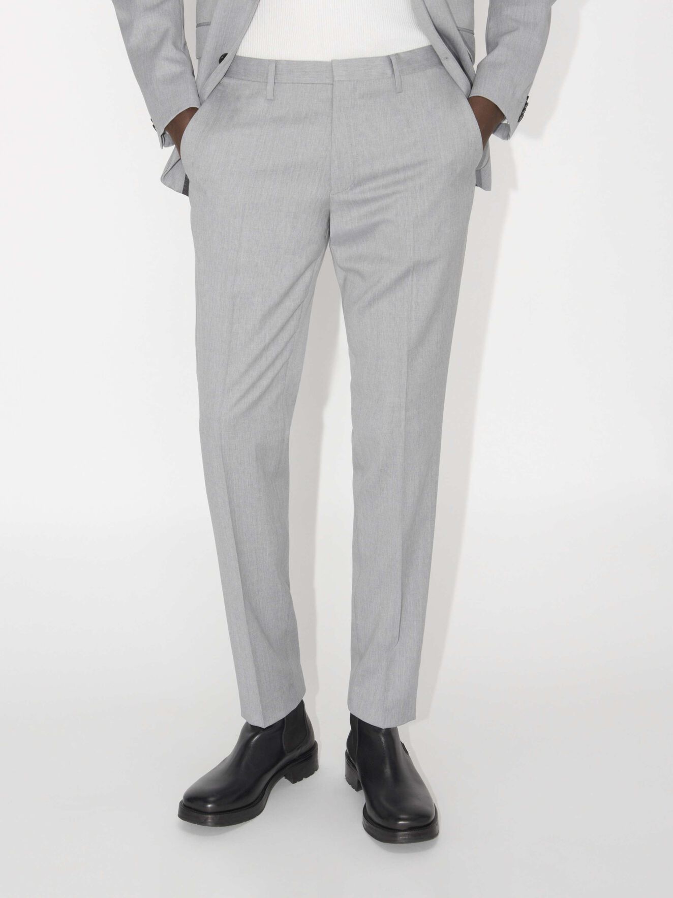 Thodd Trousers in Light grey melange from Tiger of Sweden Thodd Trousers in Light grey melange from Tiger of Sweden