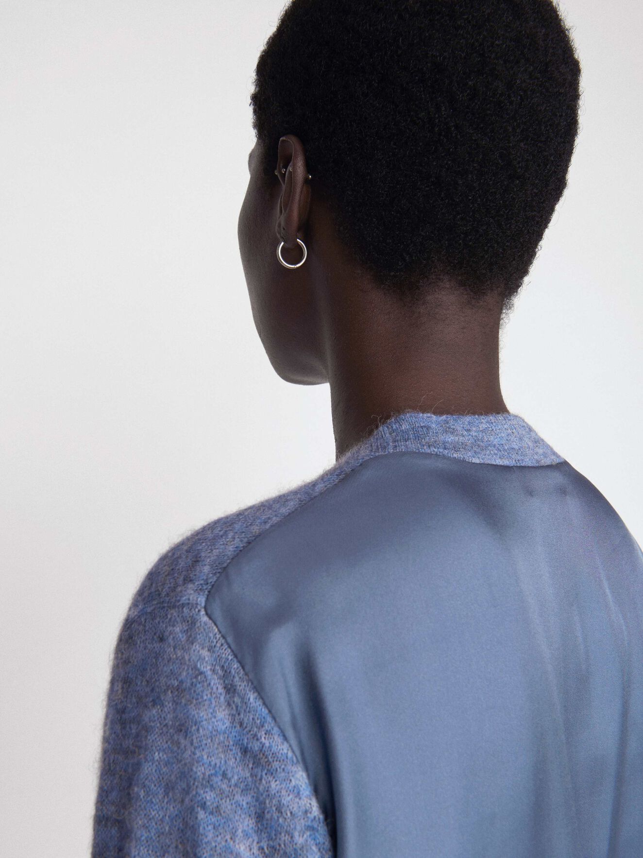 Hassi Cardigan in Soft blue from Tiger of Sweden Hassi Cardigan in Soft blue from Tiger of Sweden