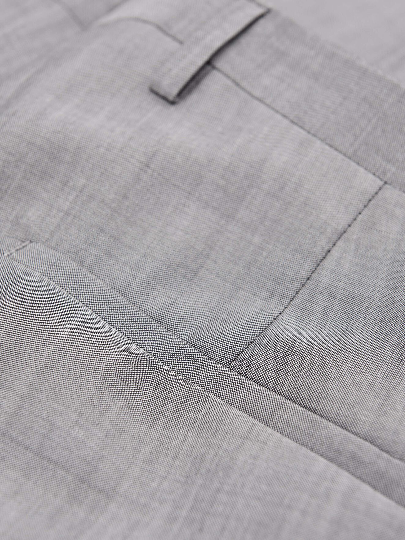 Todd Hose in Light grey melange from Tiger of Sweden Todd Hose in Light grey melange from Tiger of Sweden