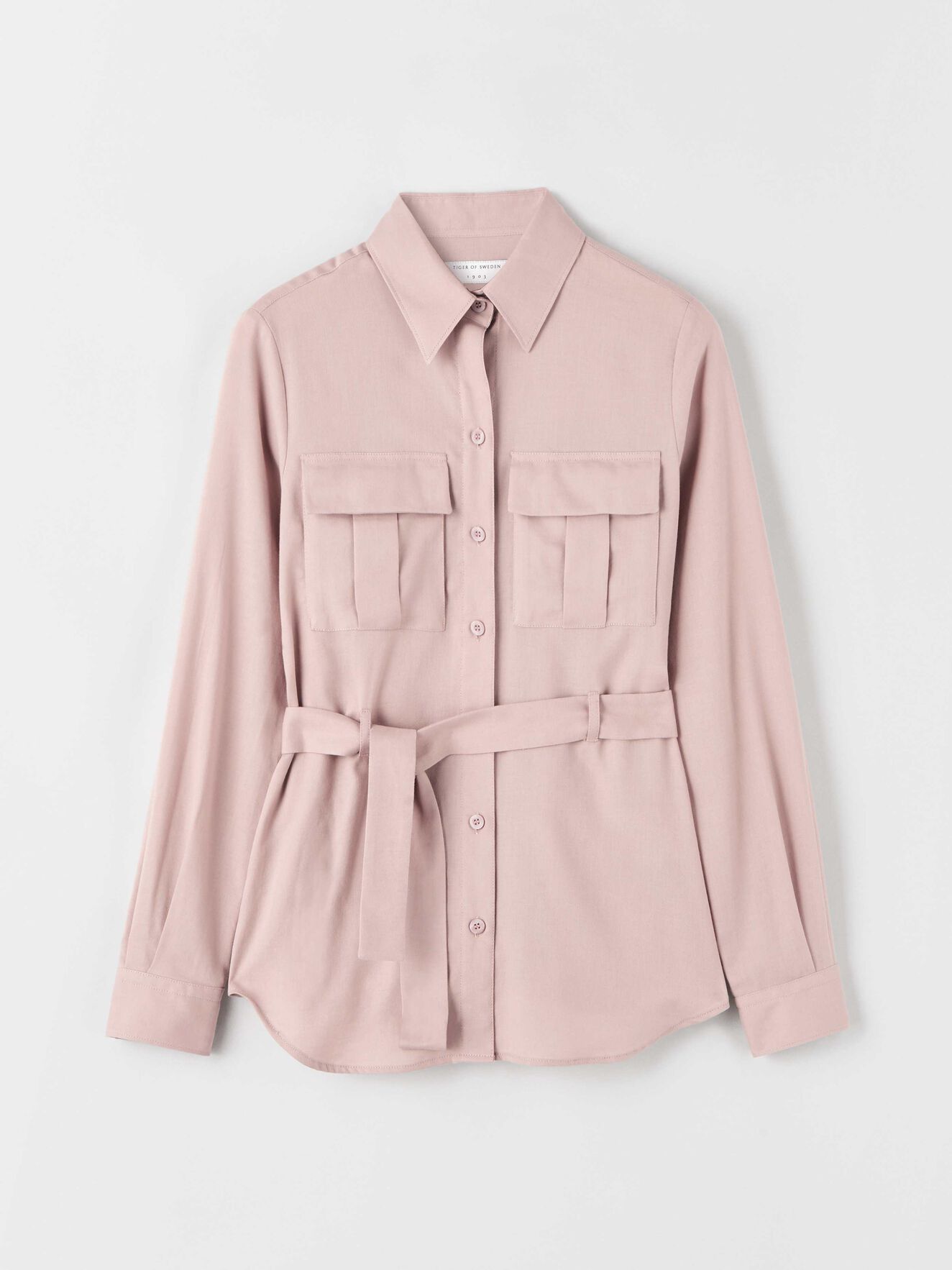 Chemise Trollis in Goat from Tiger of Sweden Chemise Trollis in Goat from Tiger of Sweden