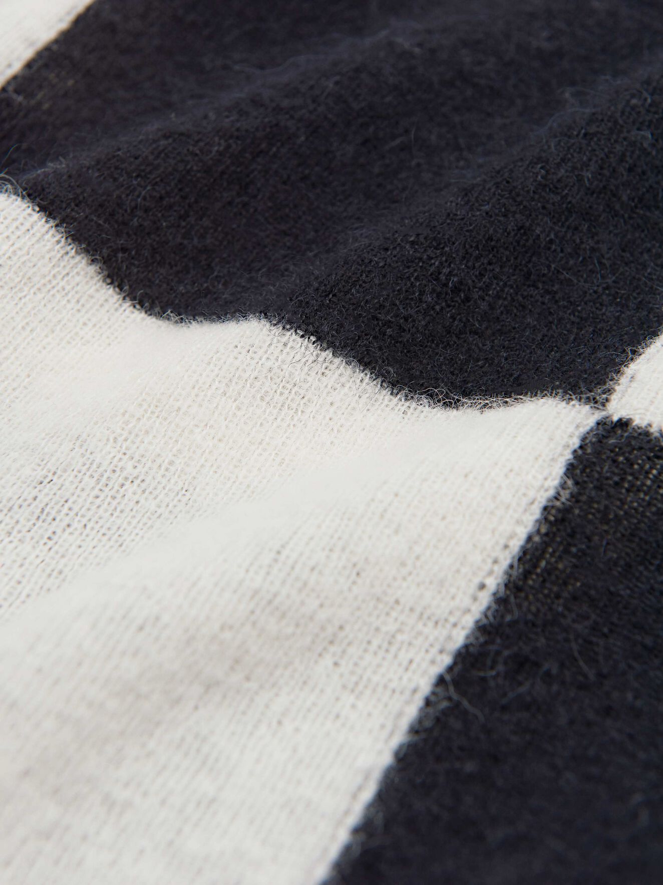 Serval Pullover in Black from Tiger of Sweden Serval Pullover in Black from Tiger of Sweden