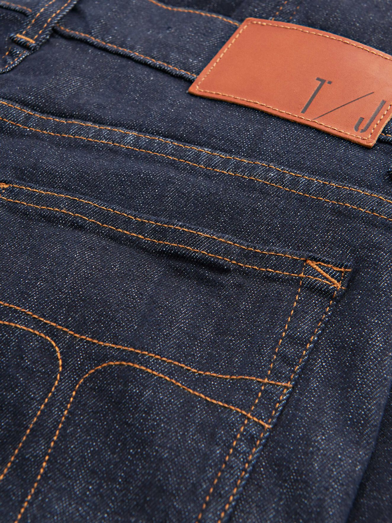 Evolve Jeans in Midnight blue from Tiger of Sweden Evolve Jeans in Midnight blue from Tiger of Sweden