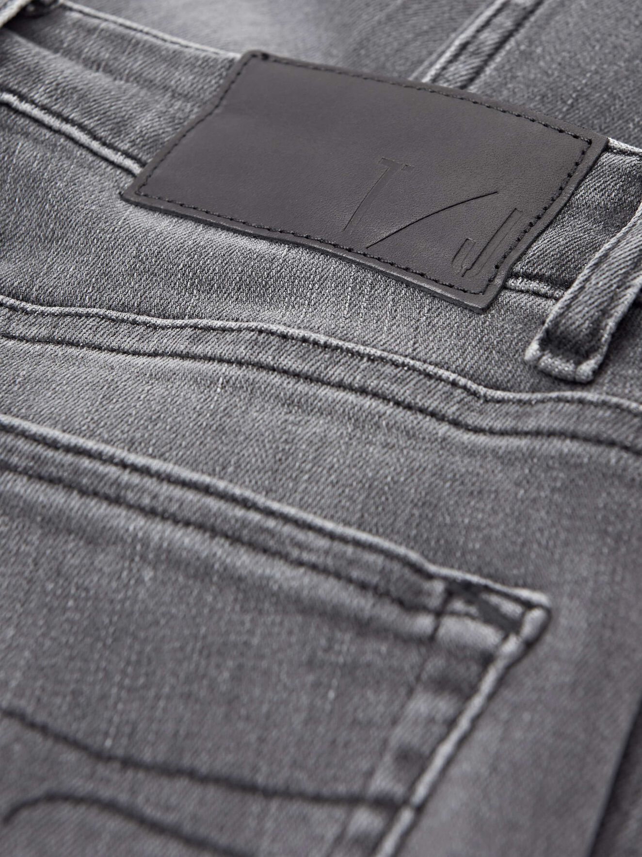 Slight Jeans in Black from Tiger of Sweden Slight Jeans in Black from Tiger of Sweden