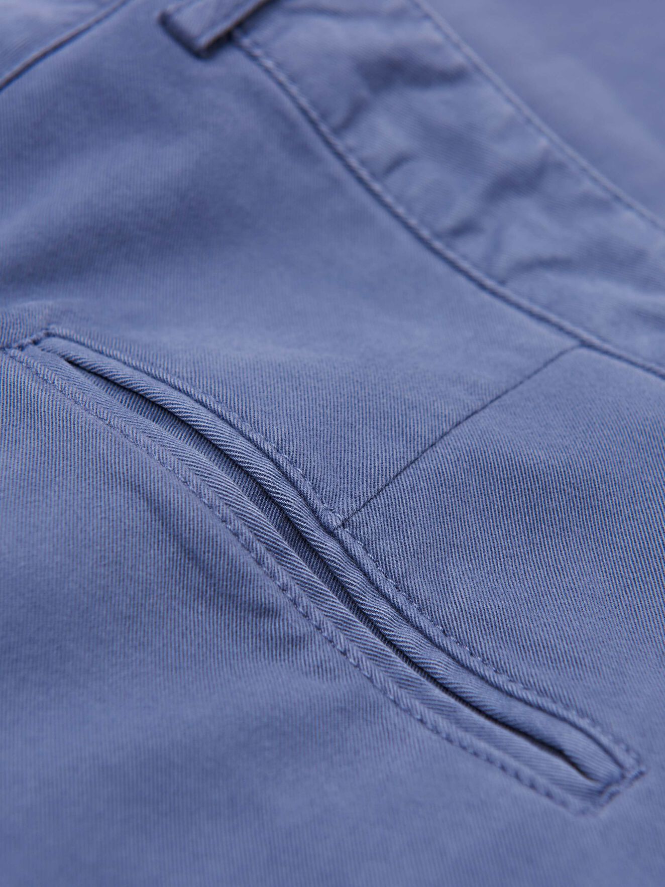 Transit 4 Hose in Soft blue from Tiger of Sweden Transit 4 Hose in Soft blue from Tiger of Sweden