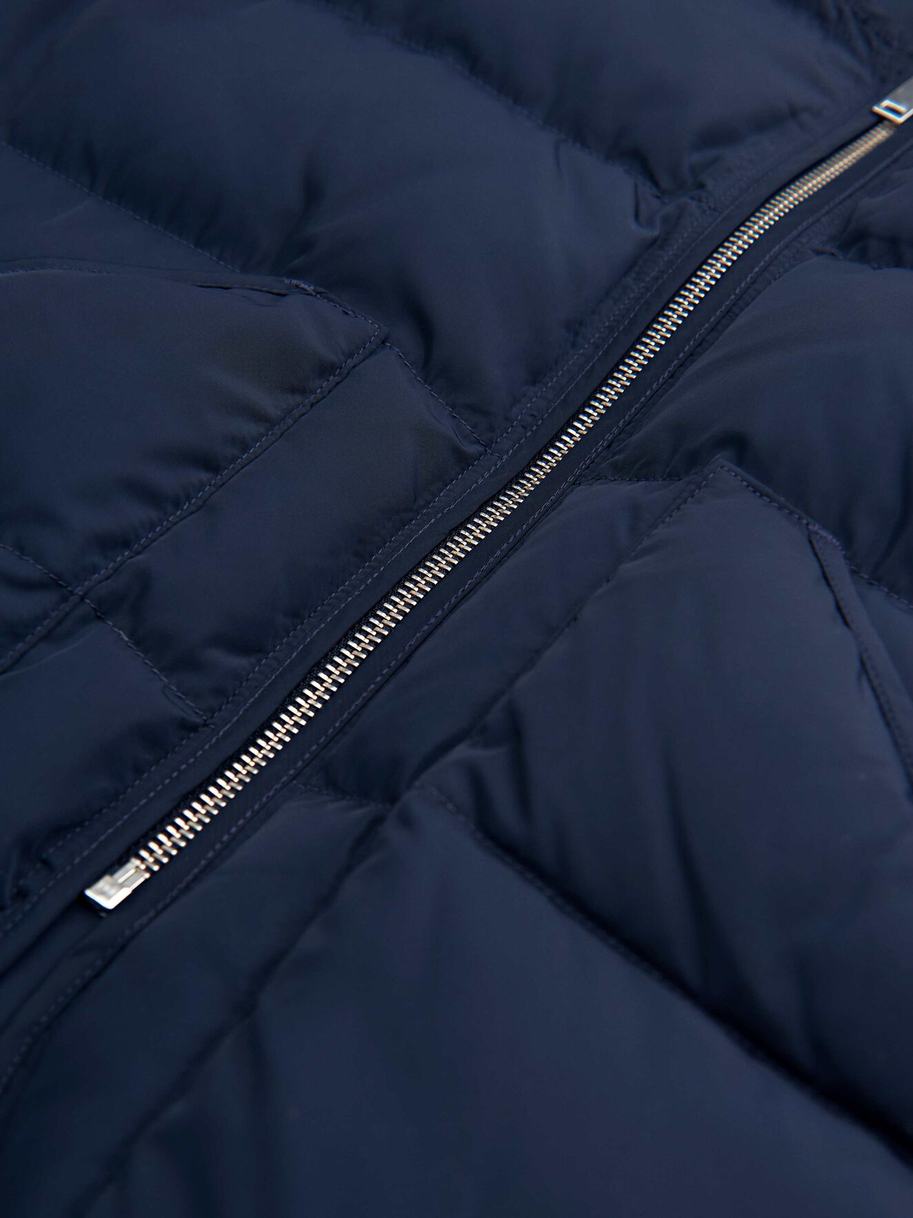 Marmande Jacket in Midnight blue from Tiger of Sweden Marmande Jacket in Midnight blue from Tiger of Sweden