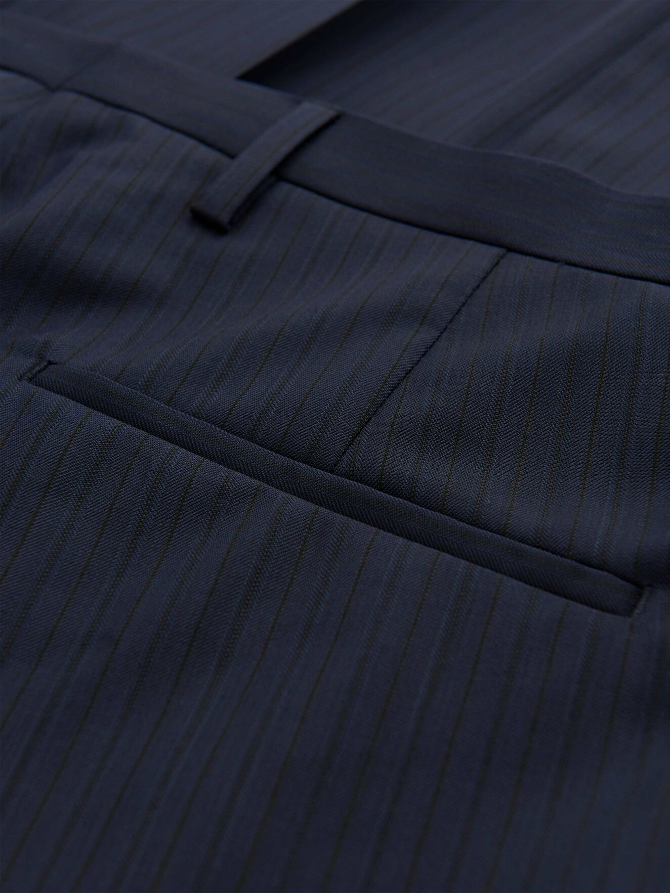 Todd Trousers in Midnight blue from Tiger of Sweden Todd Trousers in Midnight blue from Tiger of Sweden