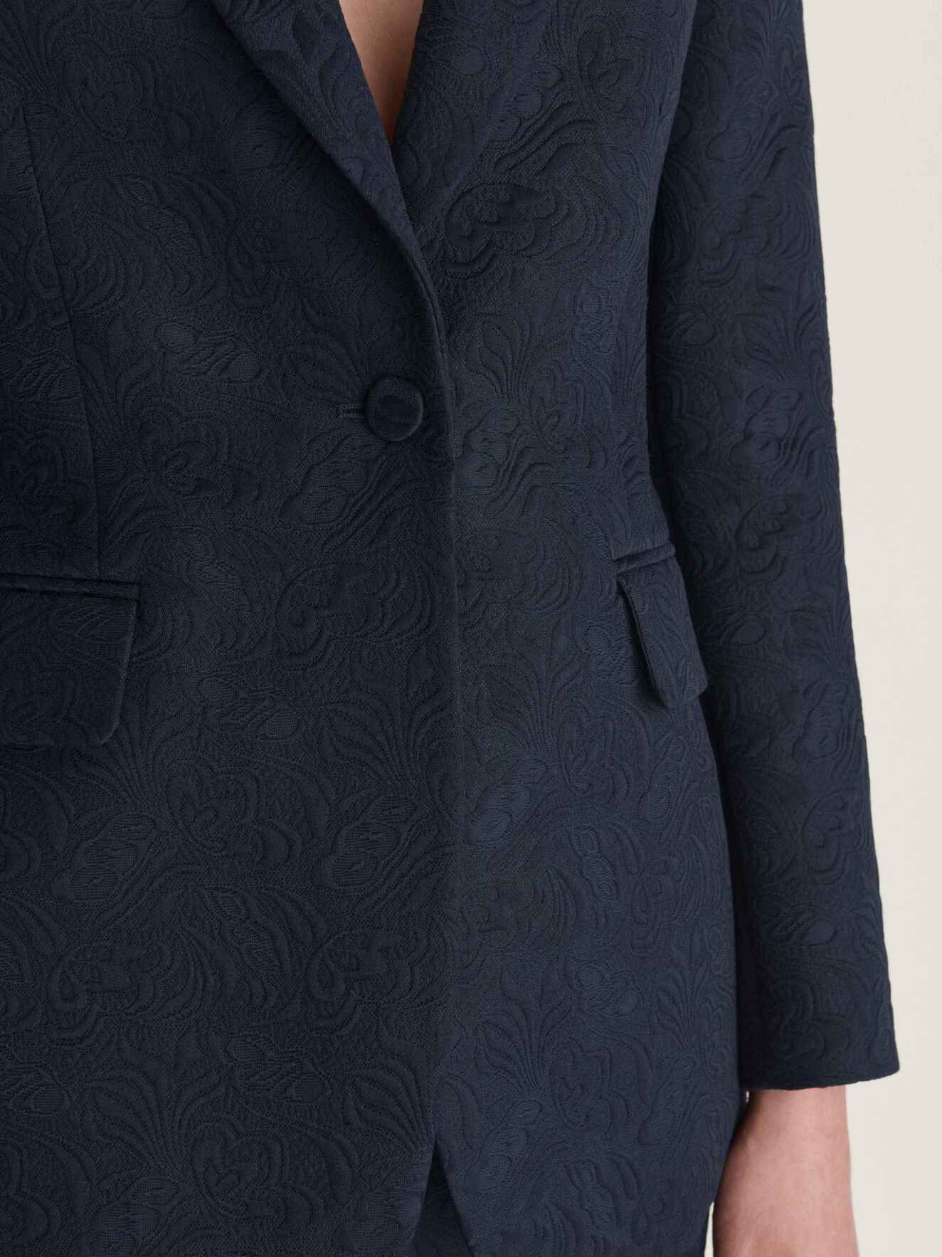 Kronblad 2 Blazer in Dark Sea from Tiger of Sweden Kronblad 2 Blazer in Dark Sea from Tiger of Sweden