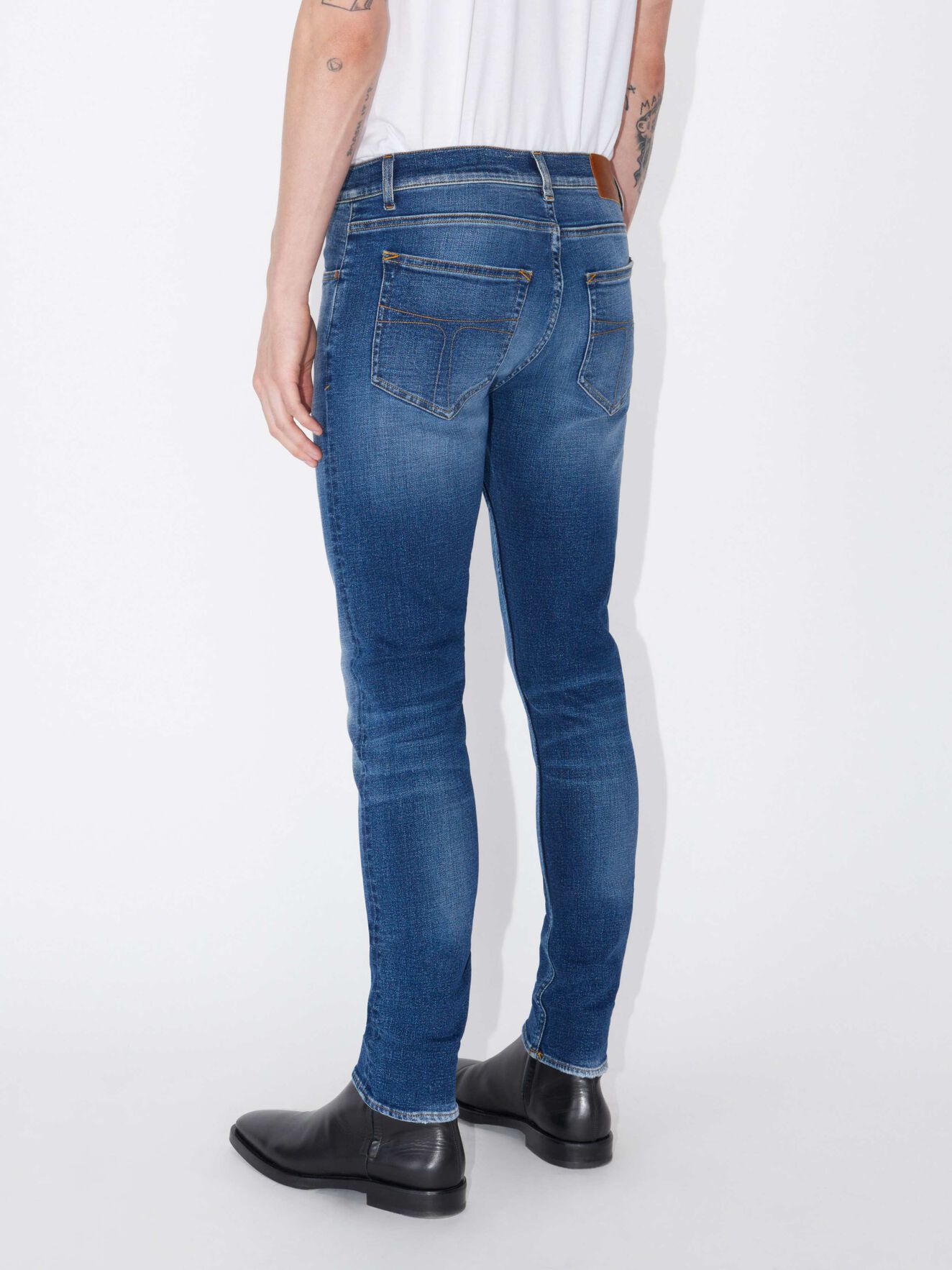 Evolve Jeans in Medium Blue from Tiger of Sweden Evolve Jeans in Medium Blue from Tiger of Sweden