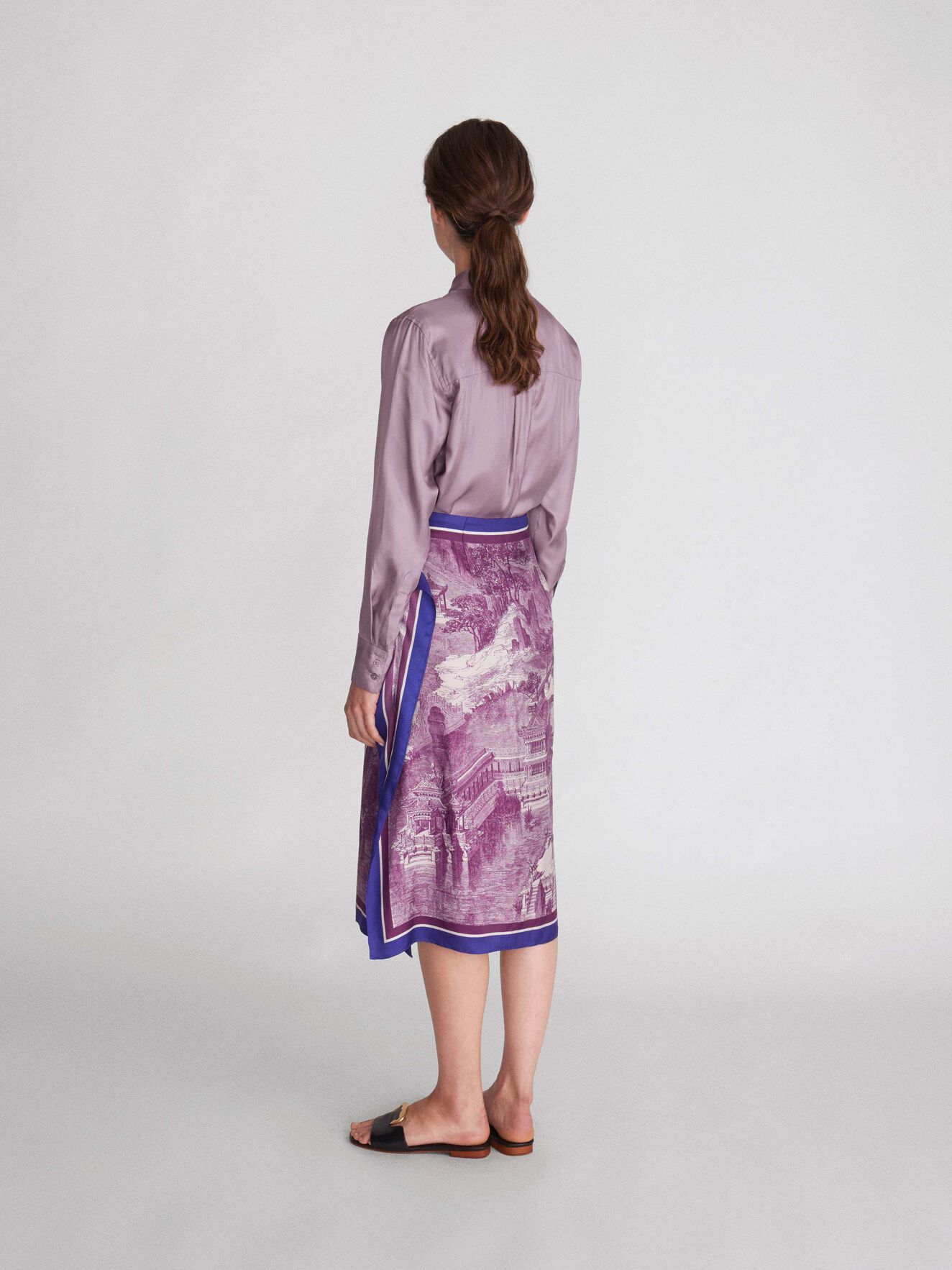 Chemise Air in Mulberry Dream from Tiger of Sweden Chemise Air in Mulberry Dream from Tiger of Sweden