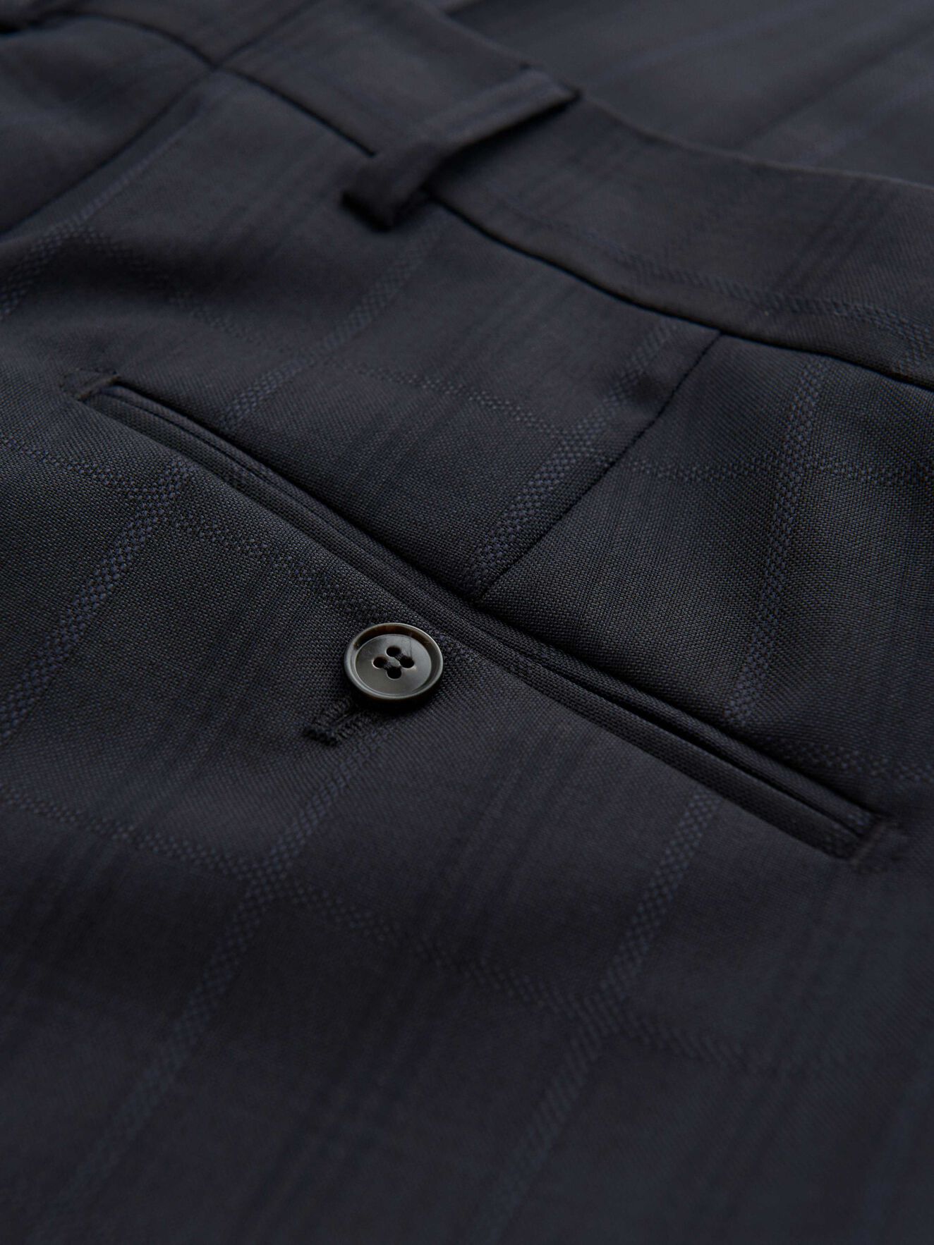 Tordon Trousers in Midnight blue from Tiger of Sweden Tordon Trousers in Midnight blue from Tiger of Sweden
