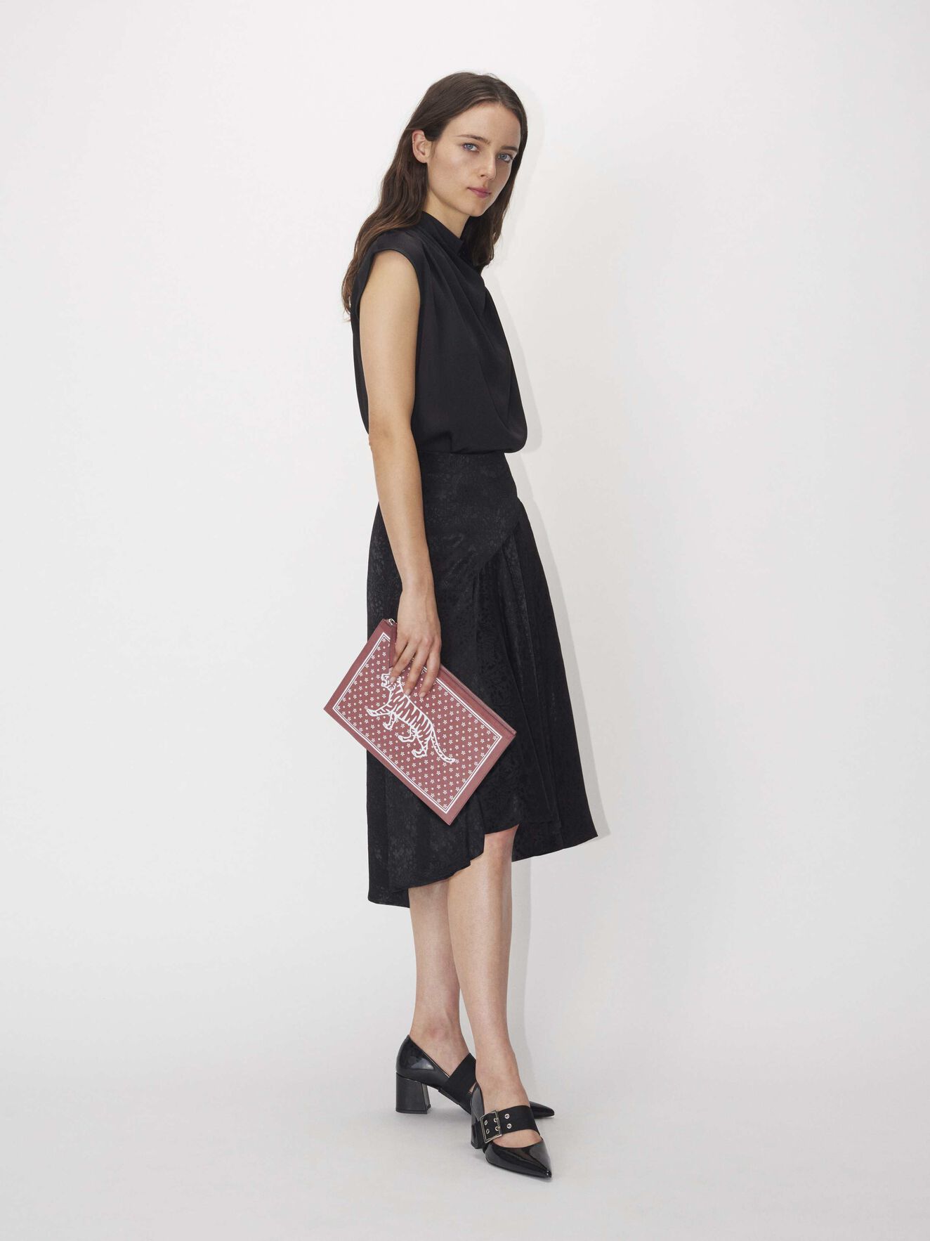 Flogrentia Tasche in Mellow Mulberry from Tiger of Sweden Flogrentia Tasche in Mellow Mulberry from Tiger of Sweden