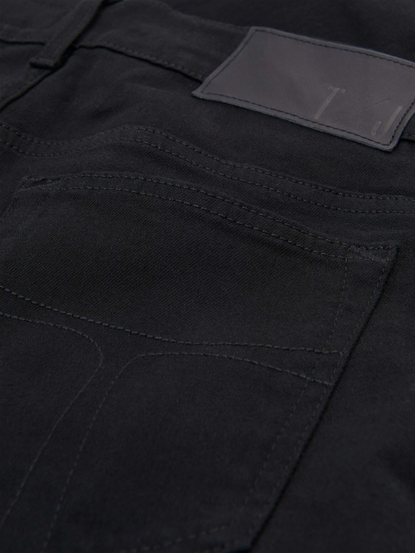 Slim Jeans in Black from Tiger of Sweden Slim Jeans in Black from Tiger of Sweden