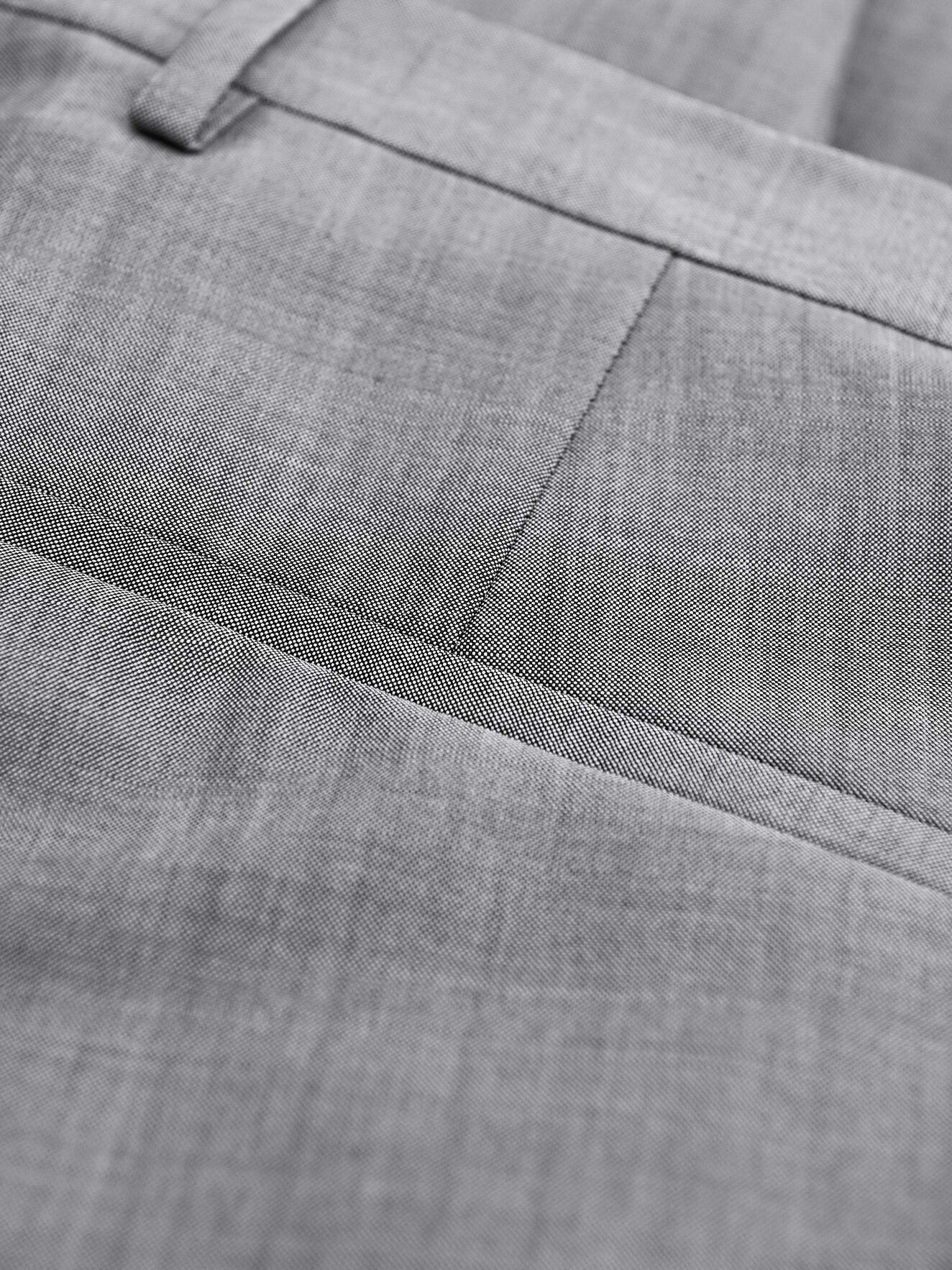 Todd Trousers in Light grey melange from Tiger of Sweden Todd Trousers in Light grey melange from Tiger of Sweden