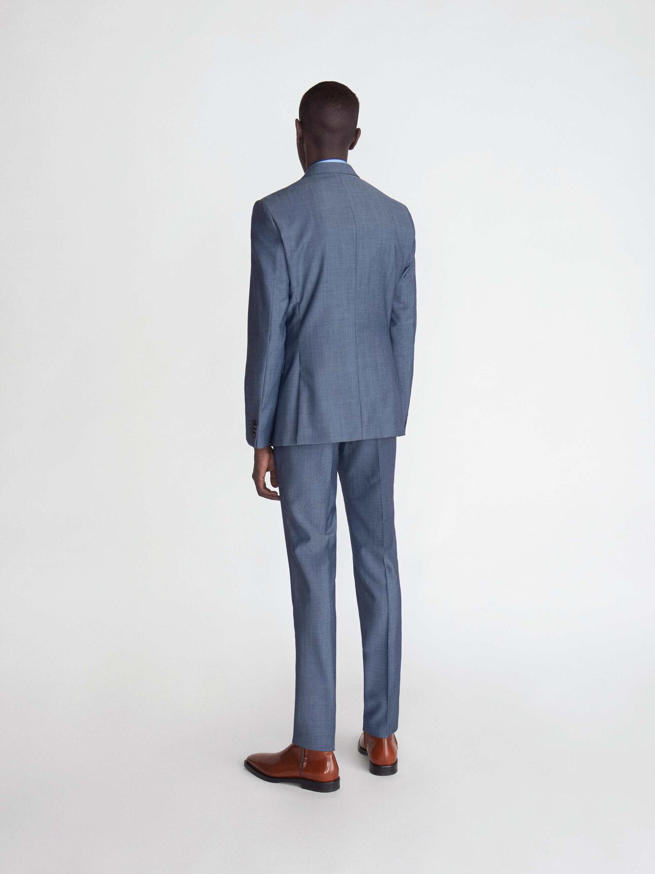 Jile Blazer in Soft blue from Tiger of Sweden Jile Blazer in Soft blue from Tiger of Sweden