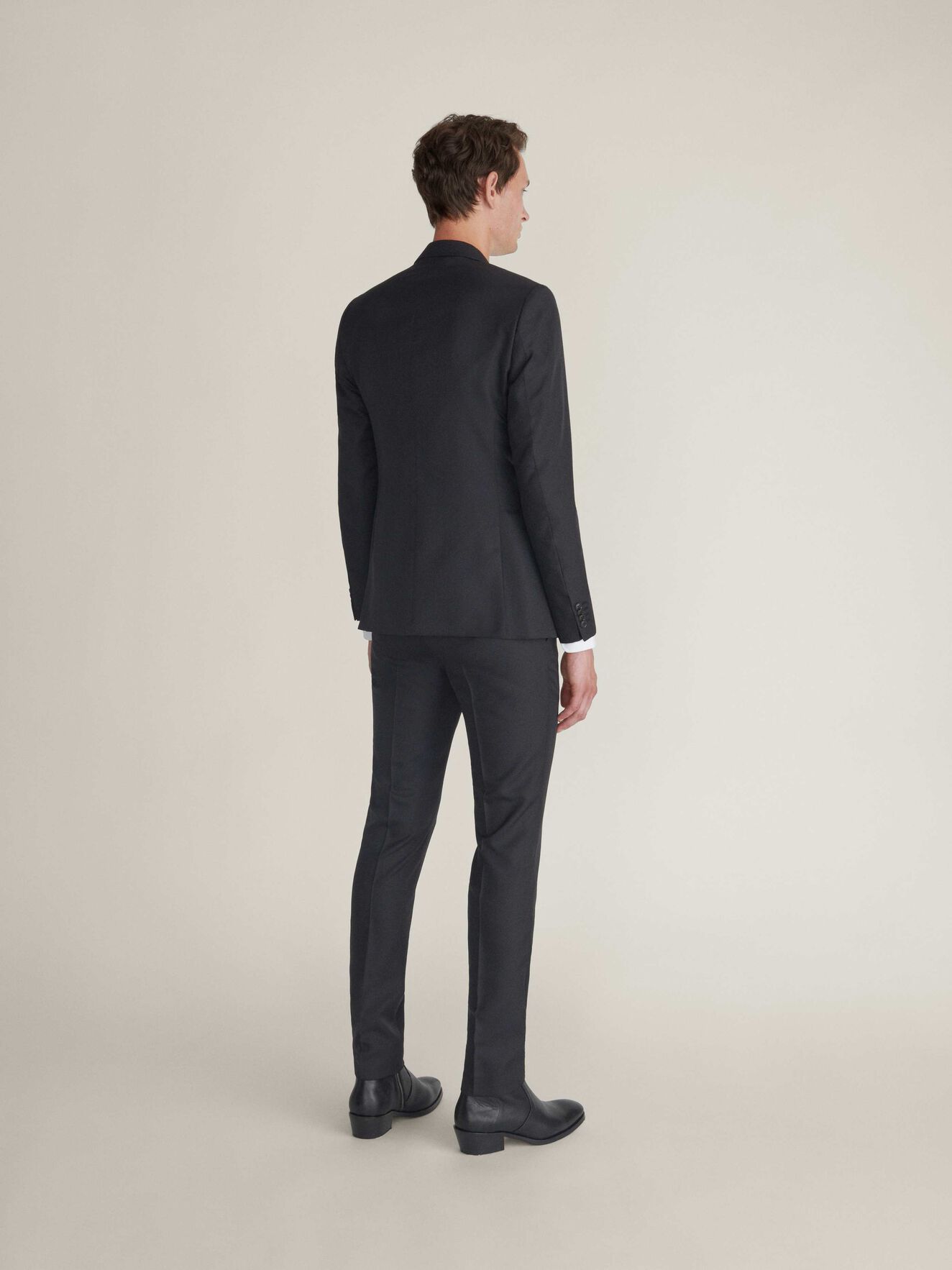S.2018 Suit in Black from Tiger of Sweden S.2018 Suit in Black from Tiger of Sweden