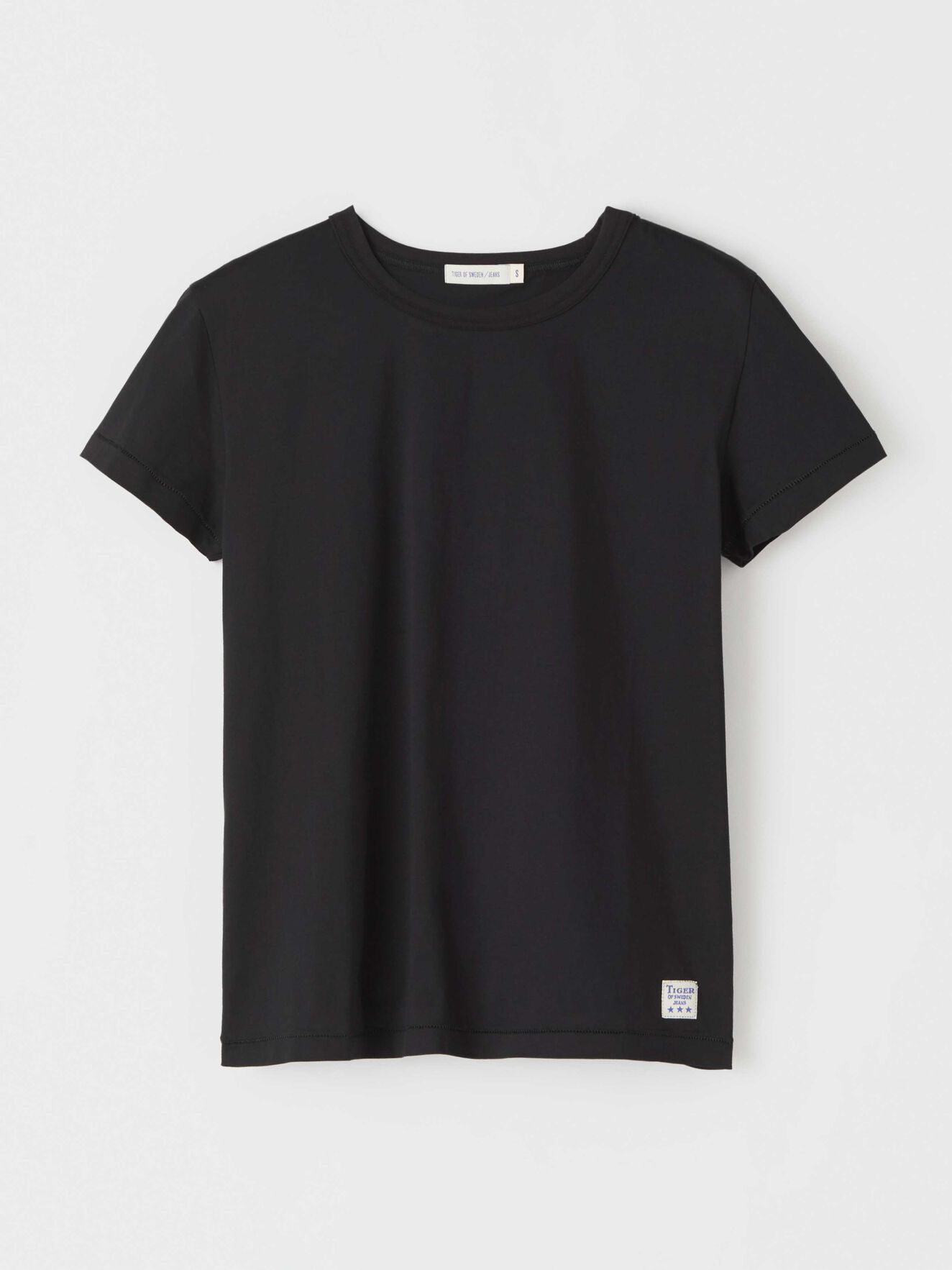 T-shirt Sanja in Black from Tiger of Sweden T-shirt Sanja in Black from Tiger of Sweden