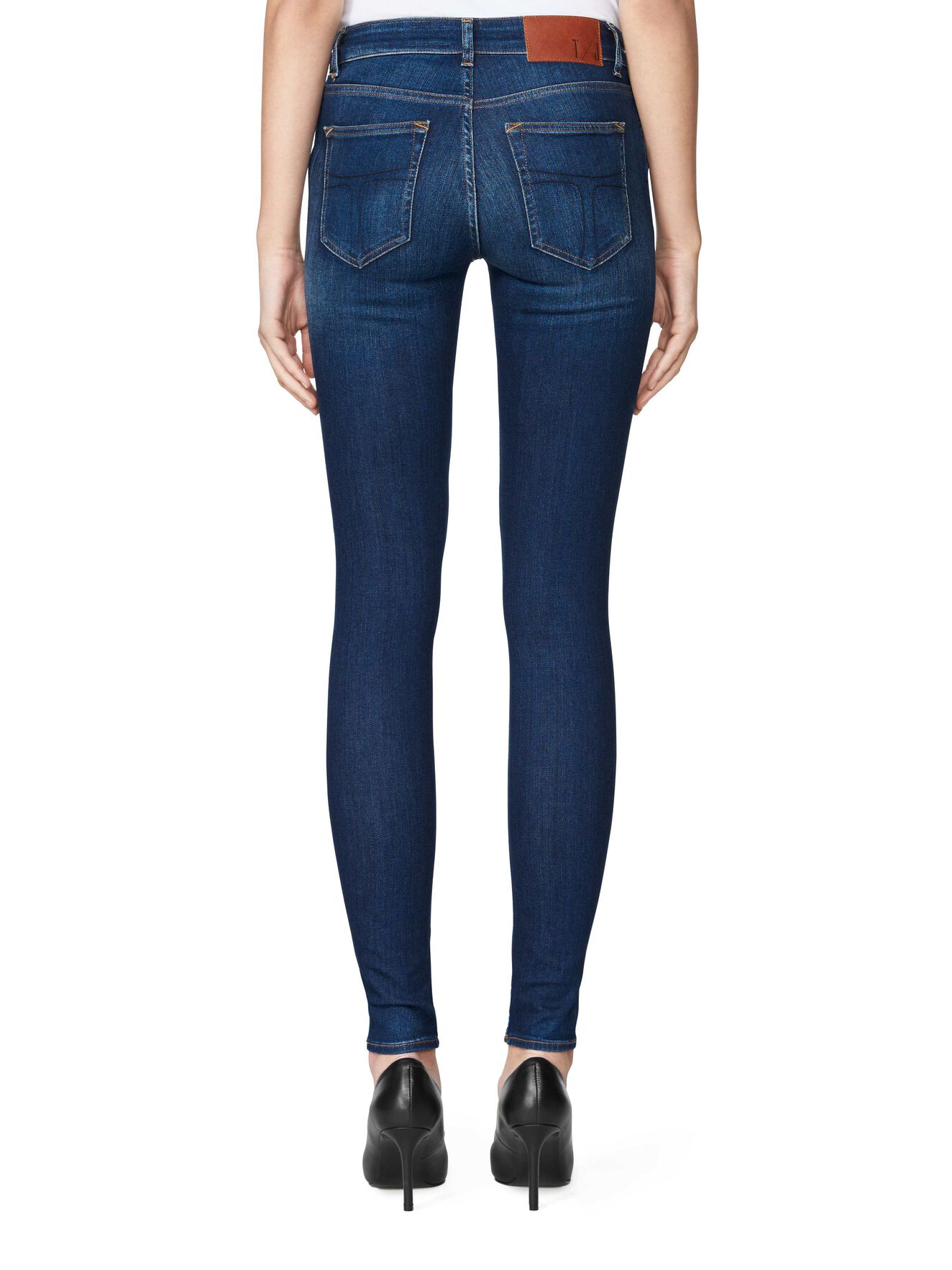 Slight jeans in Royal Blue from Tiger of Sweden Slight jeans in Royal Blue from Tiger of Sweden