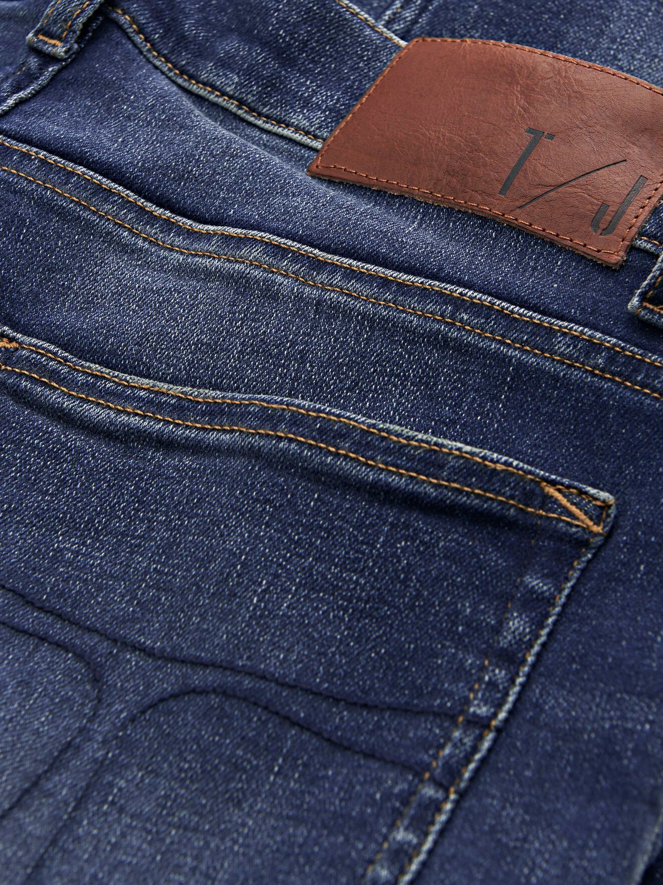 Evolve Jeans in Midnight blue from Tiger of Sweden Evolve Jeans in Midnight blue from Tiger of Sweden