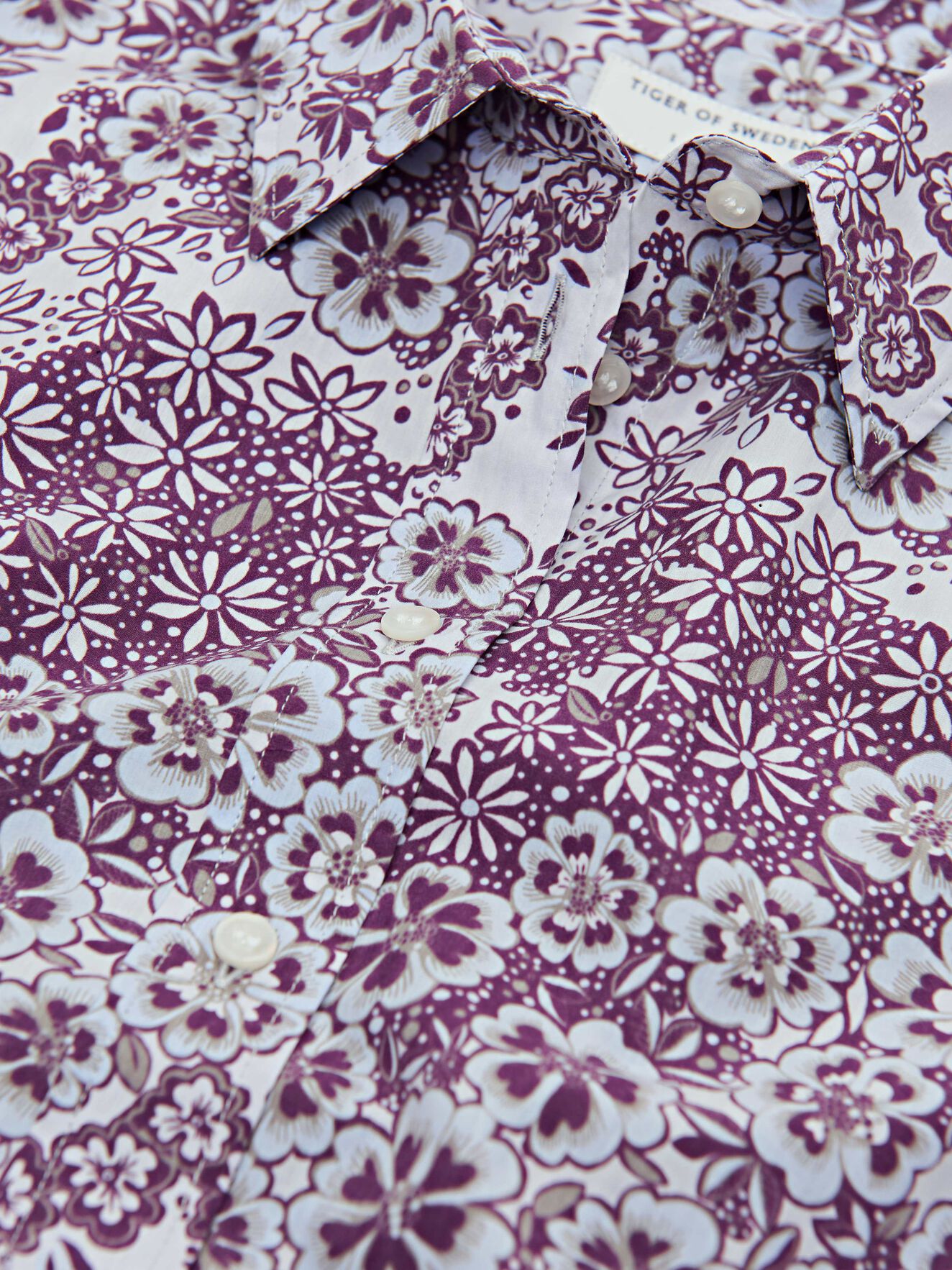 Ris P Bluse in Print from Tiger of Sweden Ris P Bluse in Print from Tiger of Sweden
