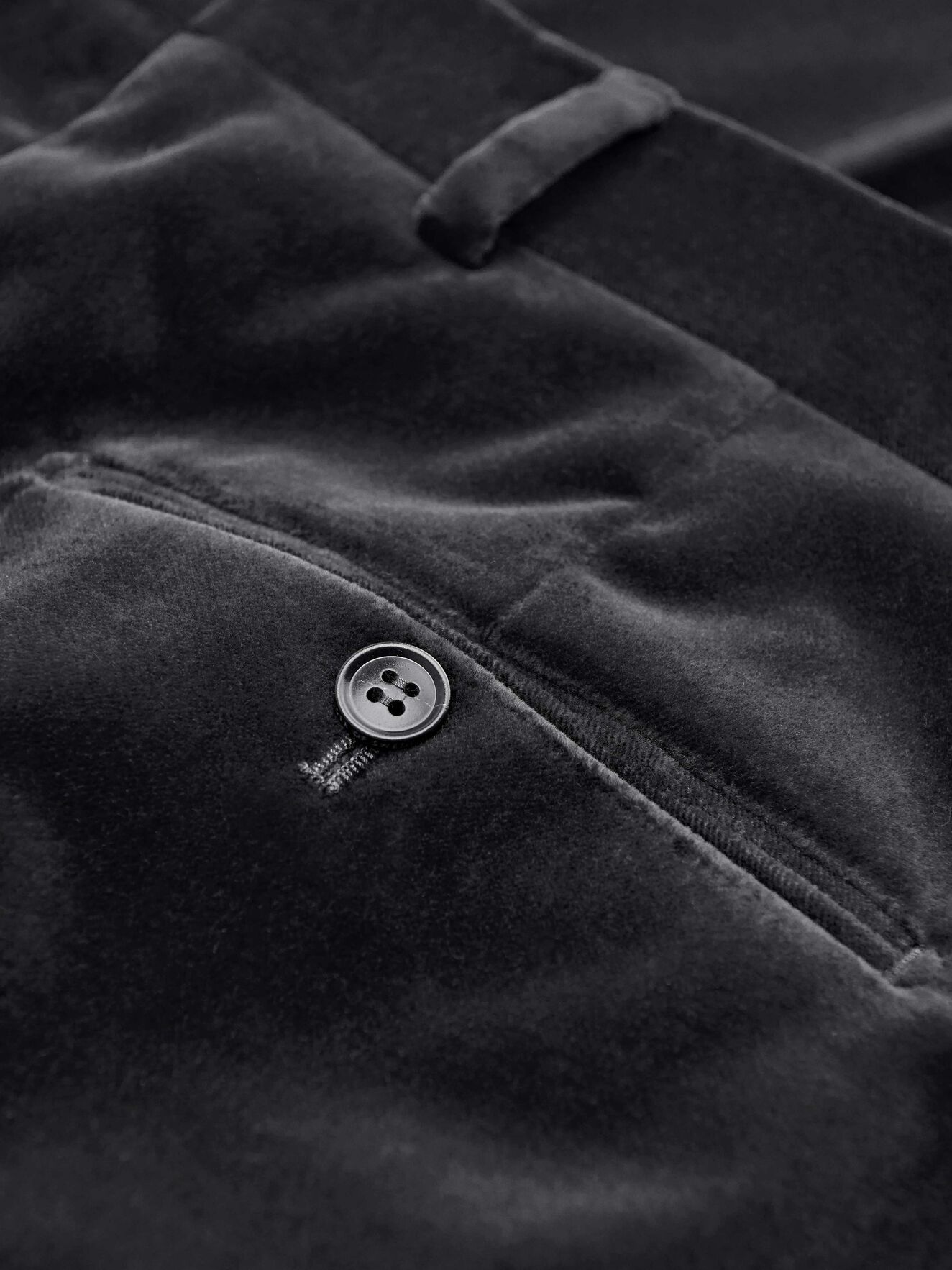 Tordon Trousers in Black from Tiger of Sweden Tordon Trousers in Black from Tiger of Sweden