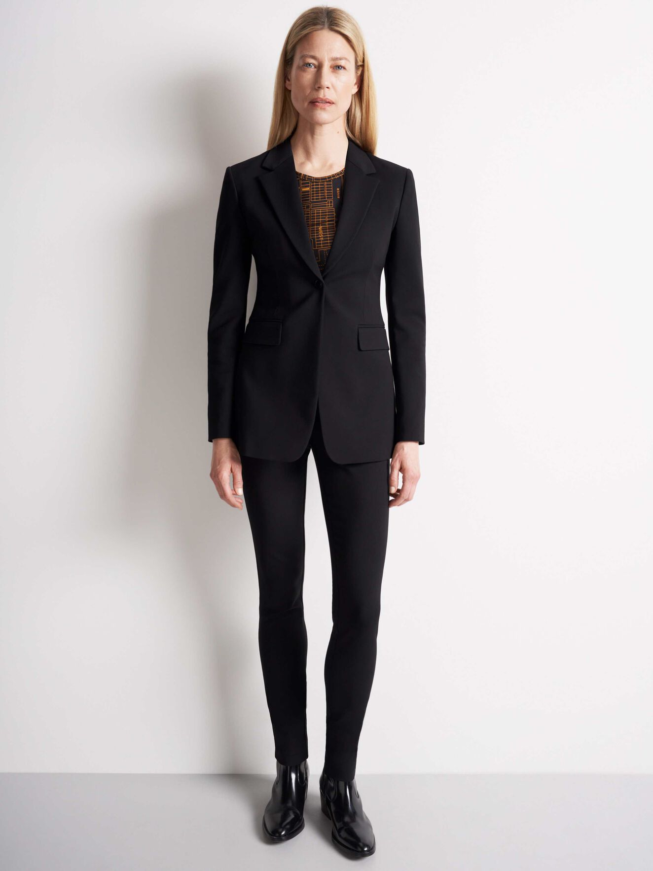 Zaria Suit in from Tiger of Sweden Zaria Suit in from Tiger of Sweden