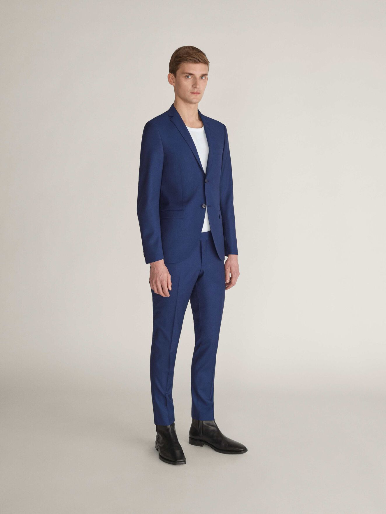 Jile Blazer in Royal Blue from Tiger of Sweden Jile Blazer in Royal Blue from Tiger of Sweden