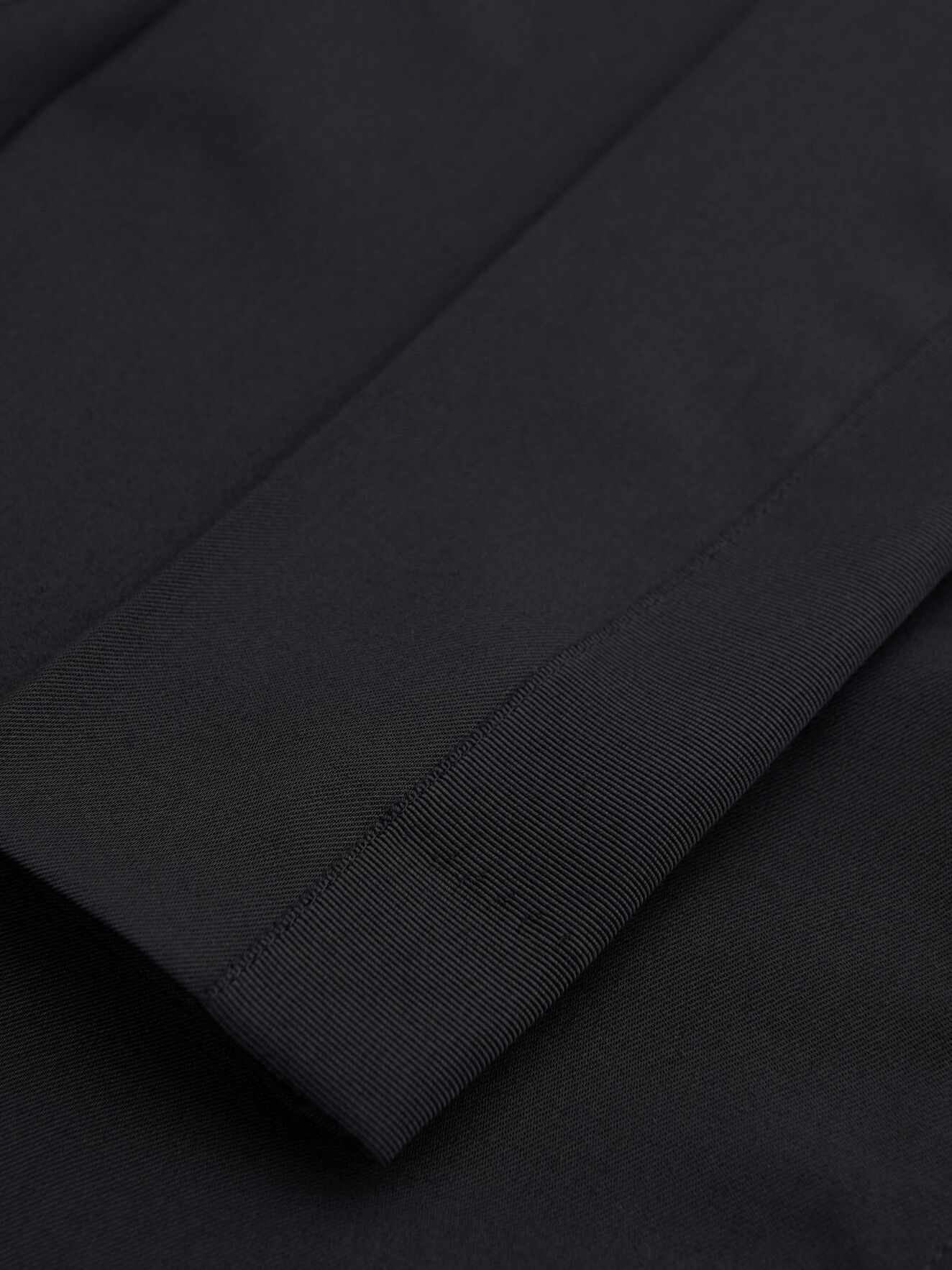 Pantalon Cone st in Black from Tiger of Sweden Pantalon Cone st in Black from Tiger of Sweden