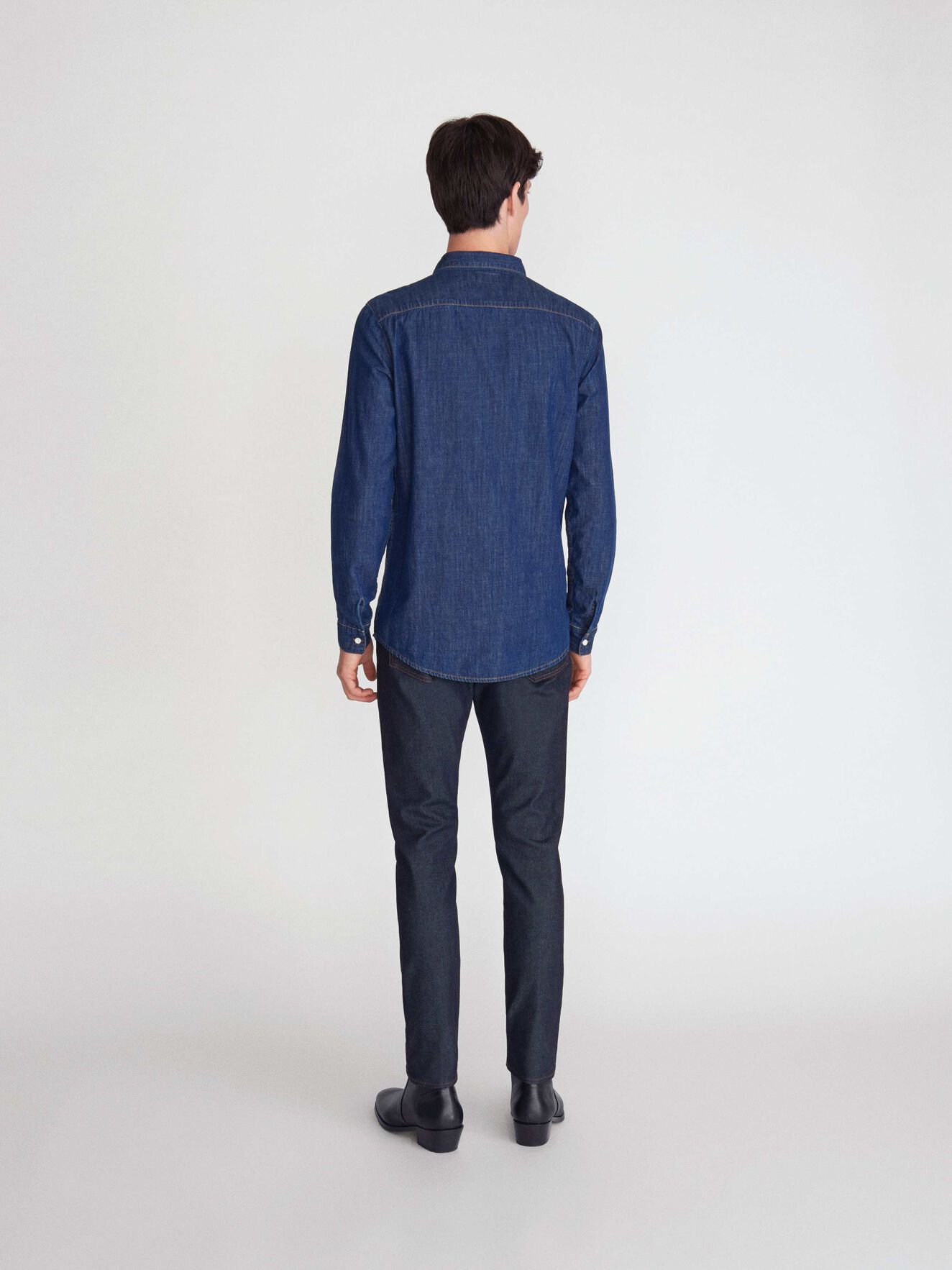 Sid Shirt in Midnight blue from Tiger of Sweden Sid Shirt in Midnight blue from Tiger of Sweden