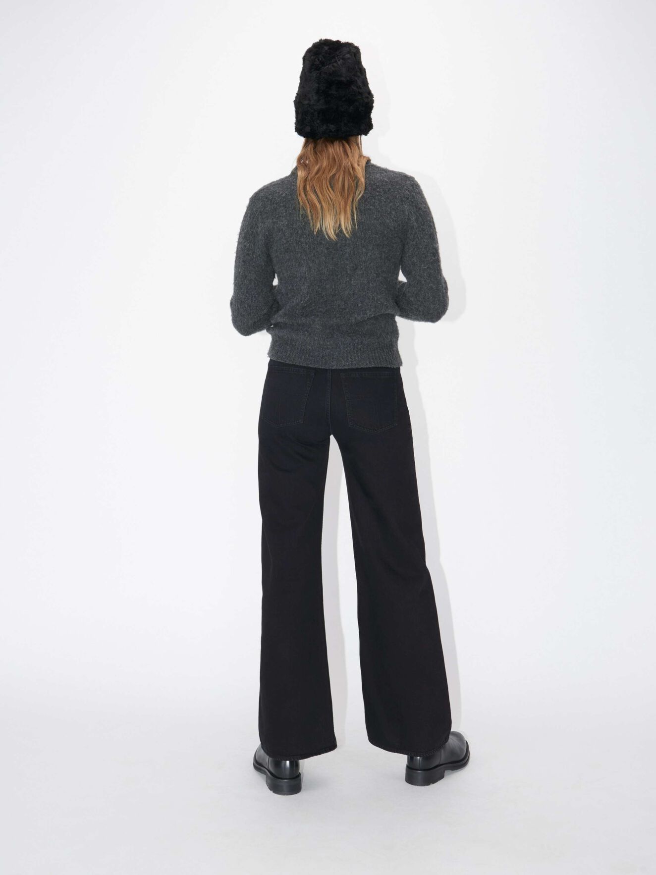 Maya Pullover in Med Grey Mel from Tiger of Sweden Maya Pullover in Med Grey Mel from Tiger of Sweden