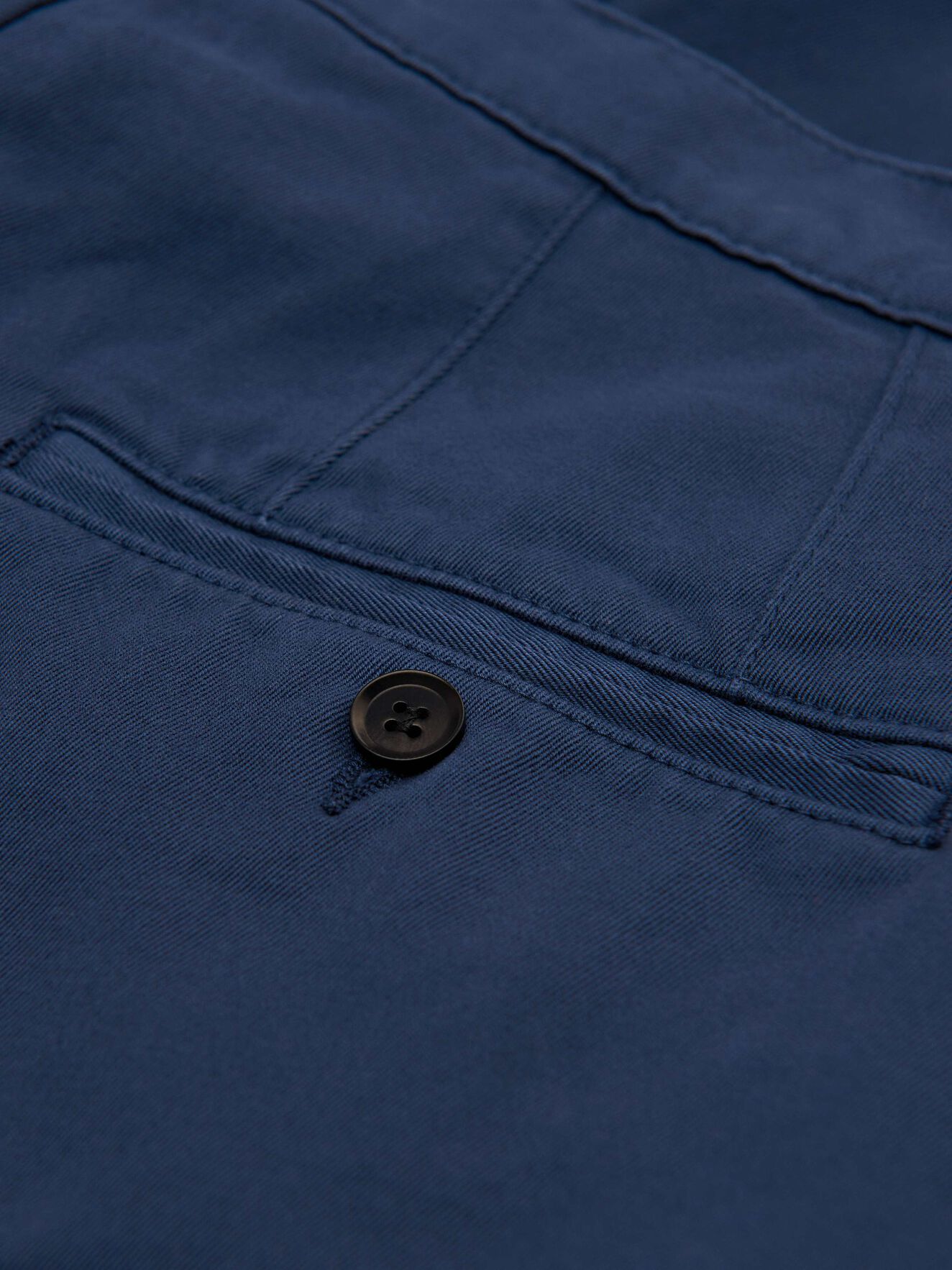 Easty Shorts in Pale Midnight from Tiger of Sweden Easty Shorts in Pale Midnight from Tiger of Sweden
