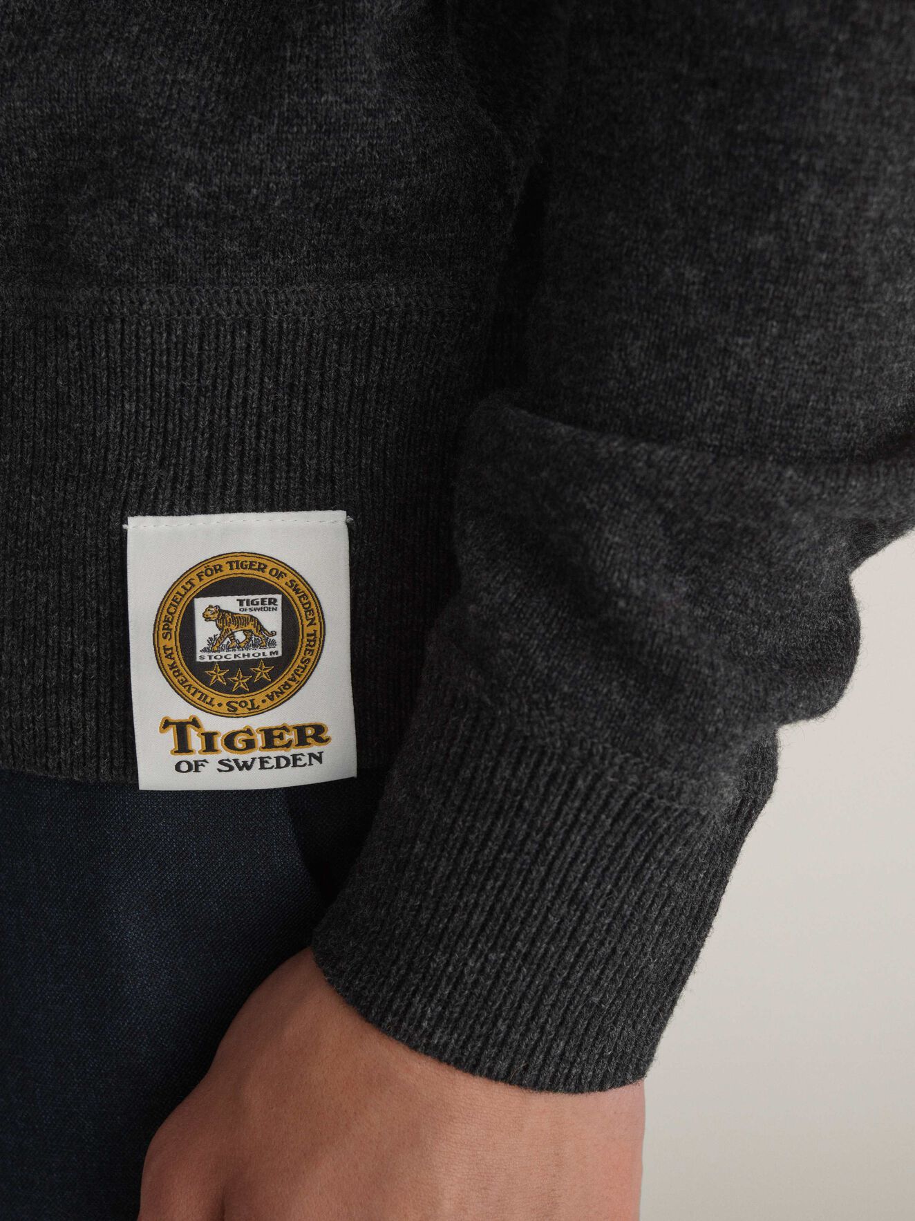 Nikos Pullover in Med Grey Mel from Tiger of Sweden Nikos Pullover in Med Grey Mel from Tiger of Sweden