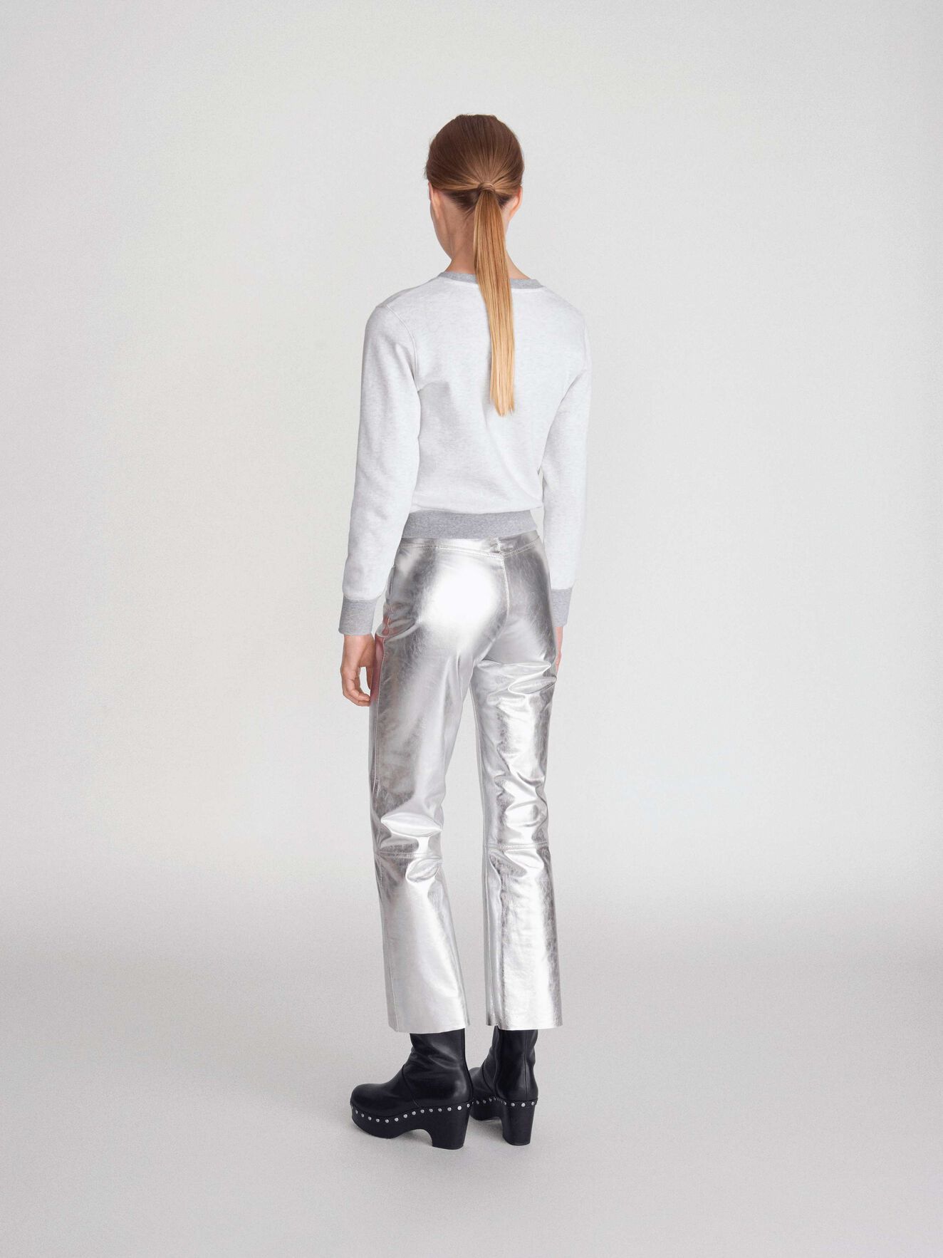 Obscura Sweatshirt in White Light from Tiger of Sweden Obscura Sweatshirt in White Light from Tiger of Sweden