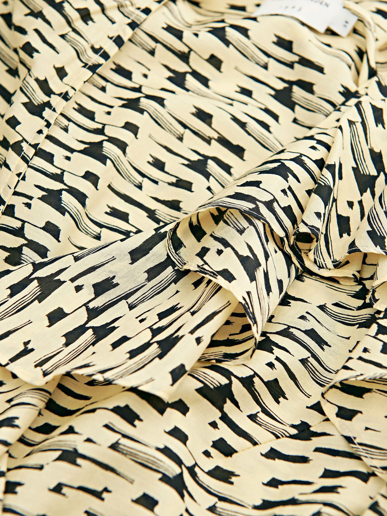 Merzig P Dress in ARTWORK from Tiger of Sweden Merzig P Dress in ARTWORK from Tiger of Sweden