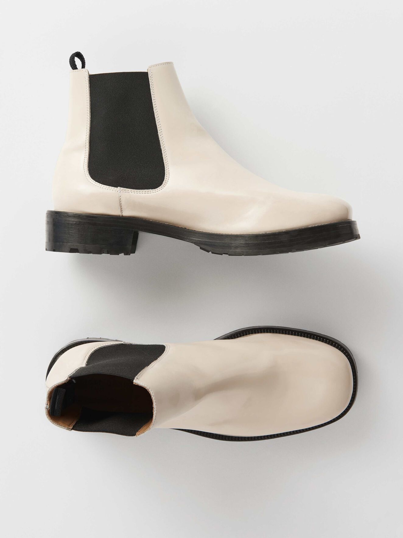 Balans Stiefel in Off White from Tiger of Sweden Balans Stiefel in Off White from Tiger of Sweden
