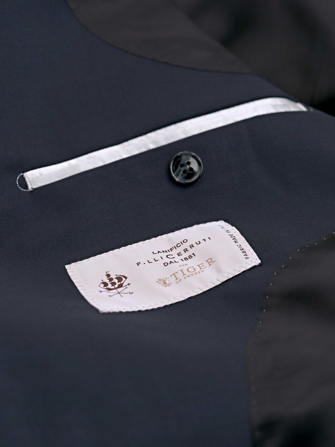Jarrie Blazer in Light Ink from Tiger of Sweden Jarrie Blazer in Light Ink from Tiger of Sweden