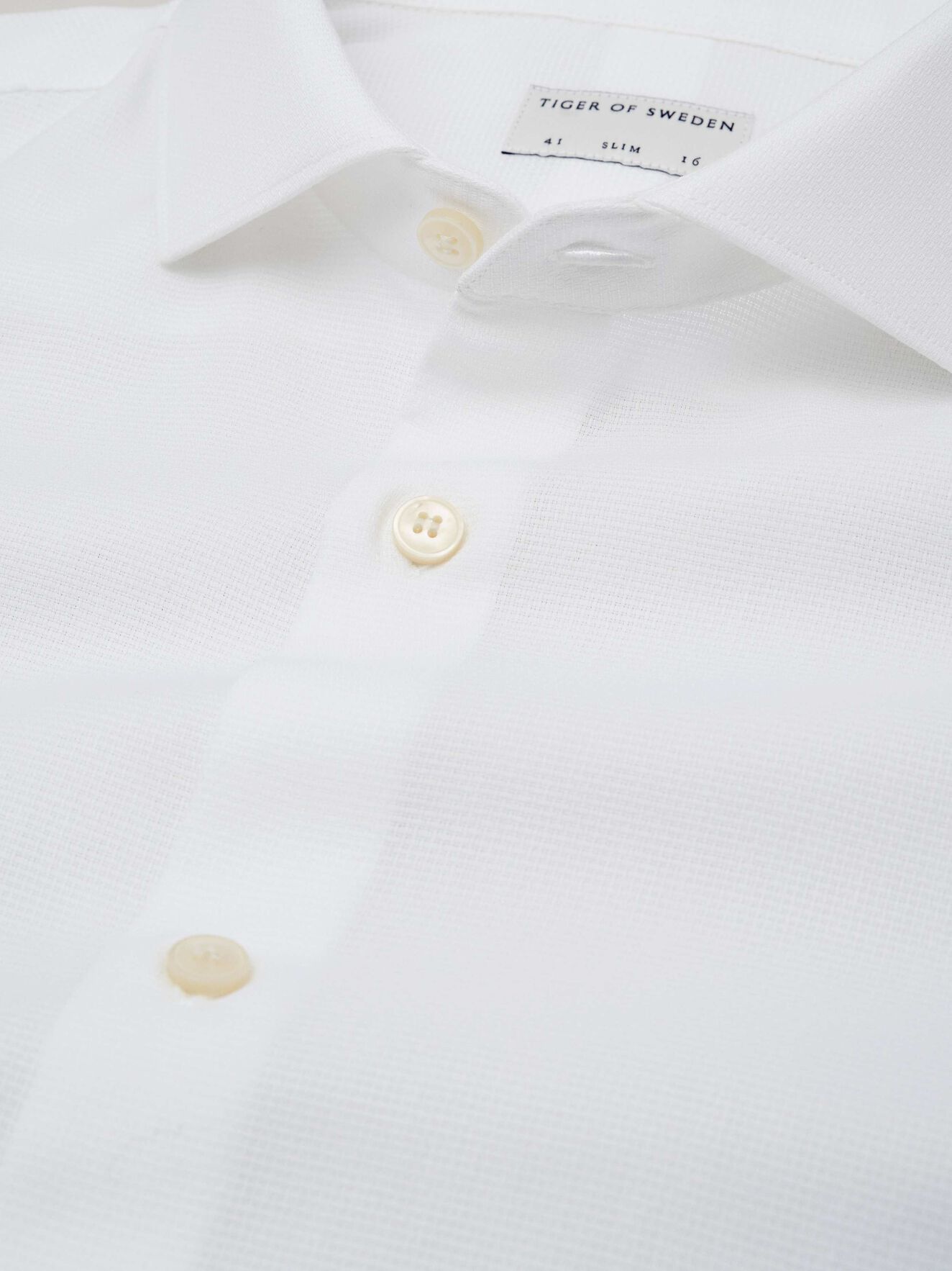 Farrell 5 Shirt in Pure white from Tiger of Sweden Farrell 5 Shirt in Pure white from Tiger of Sweden