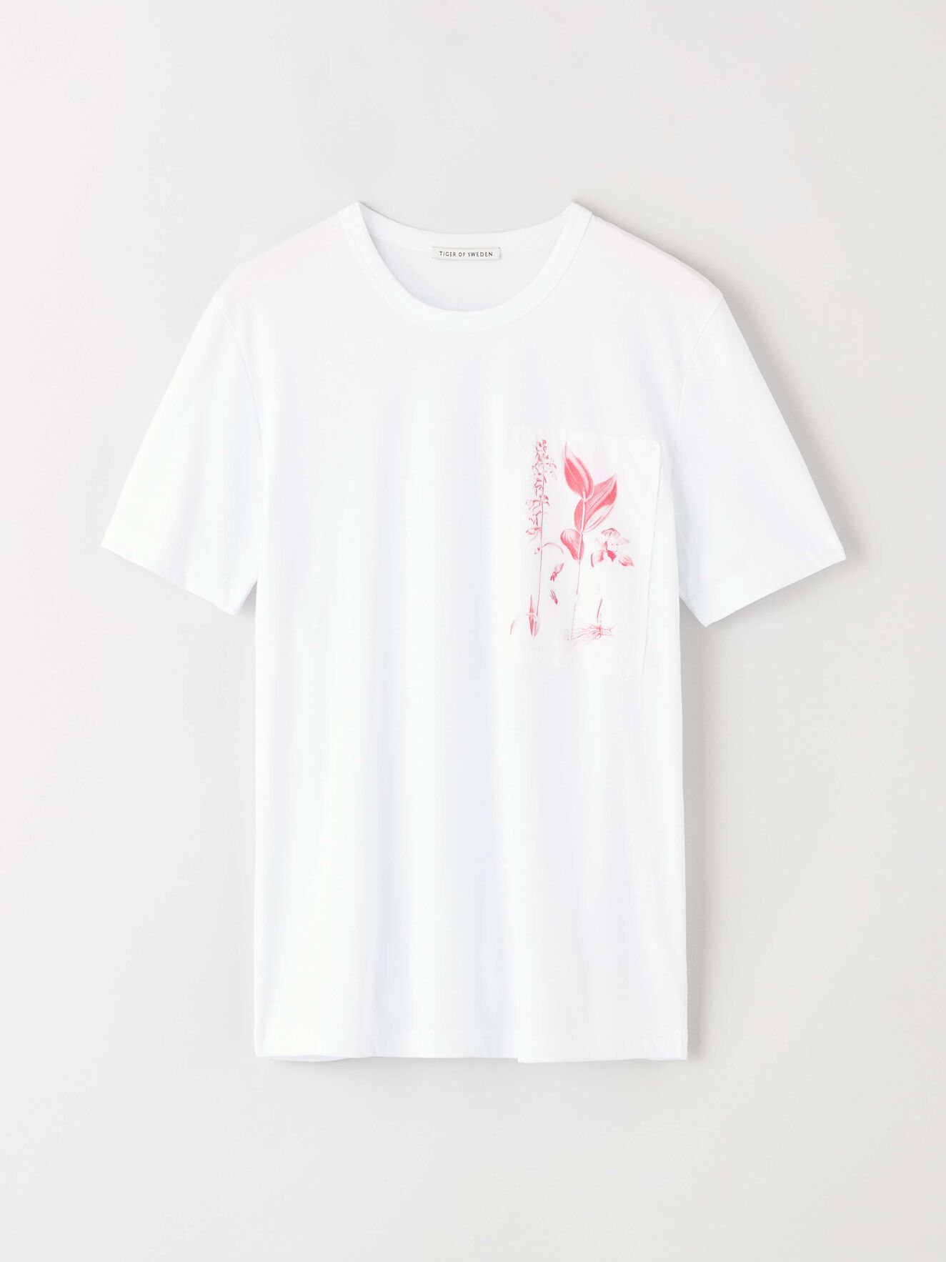 Darian P T-shirt in Pure white from Tiger of Sweden Darian P T-shirt in Pure white from Tiger of Sweden
