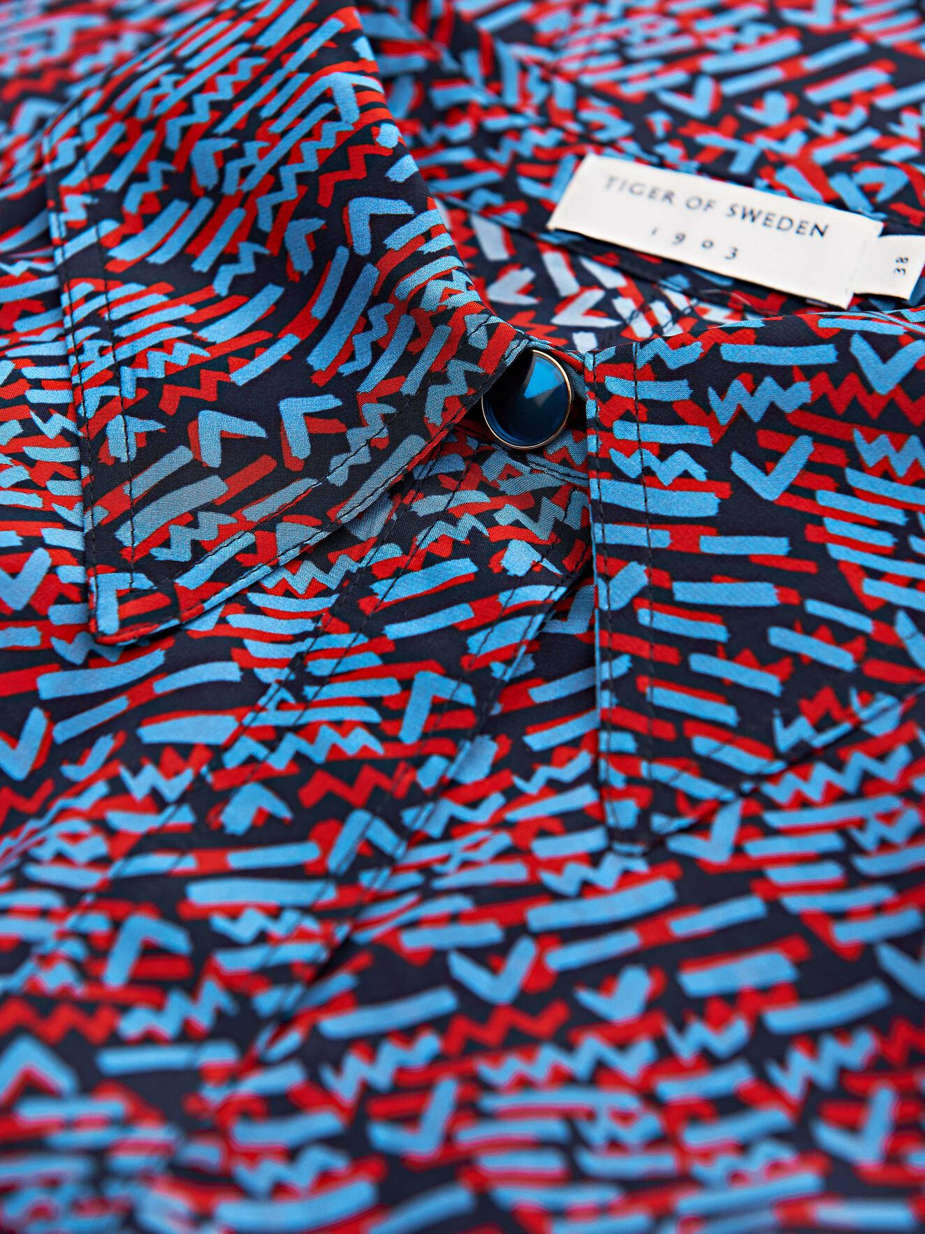Sorrento P Shirt-Dress in ARTWORK from Tiger of Sweden Sorrento P Shirt-Dress in ARTWORK from Tiger of Sweden