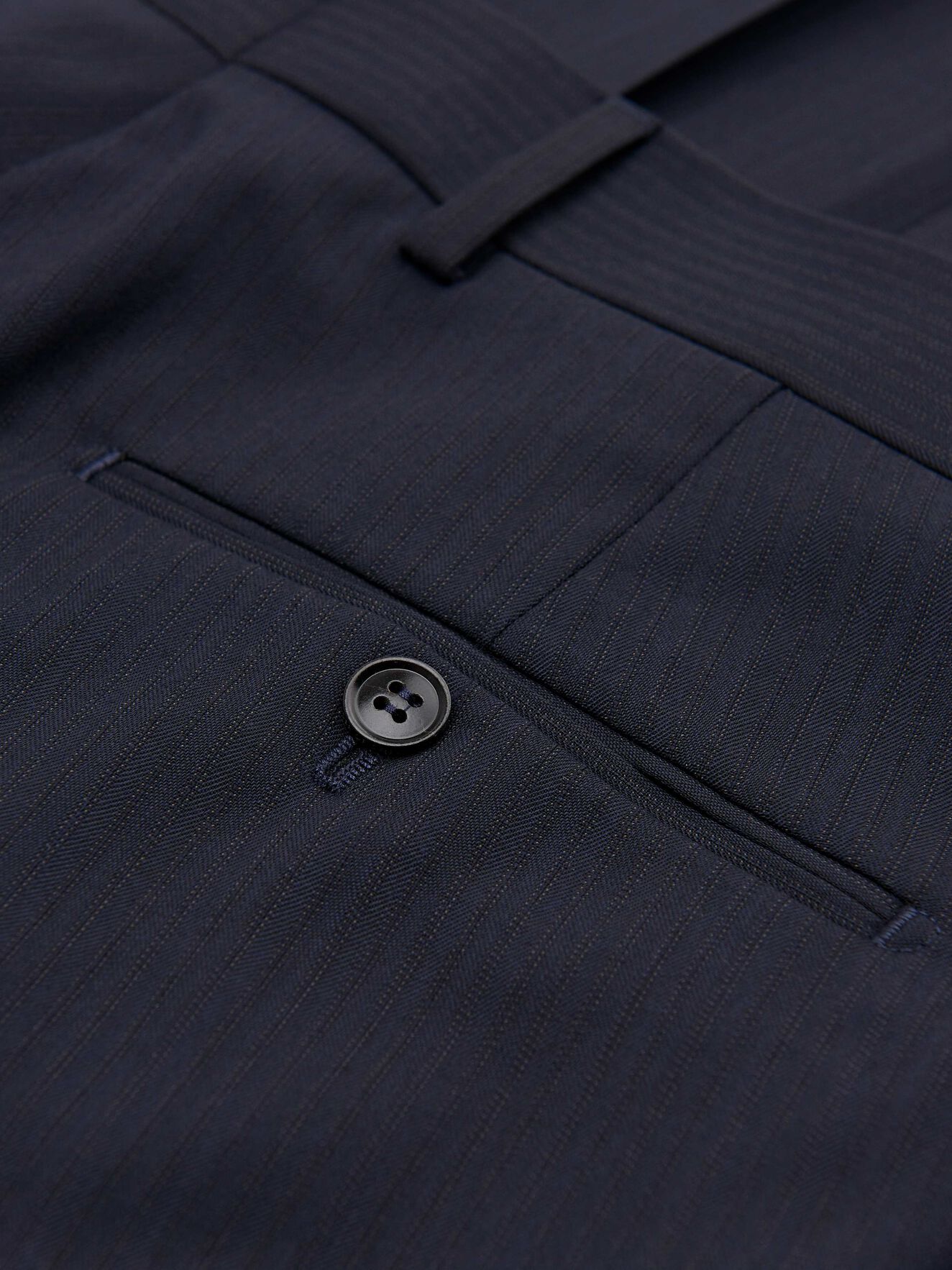 Tordon Trousers in Midnight blue from Tiger of Sweden Tordon Trousers in Midnight blue from Tiger of Sweden