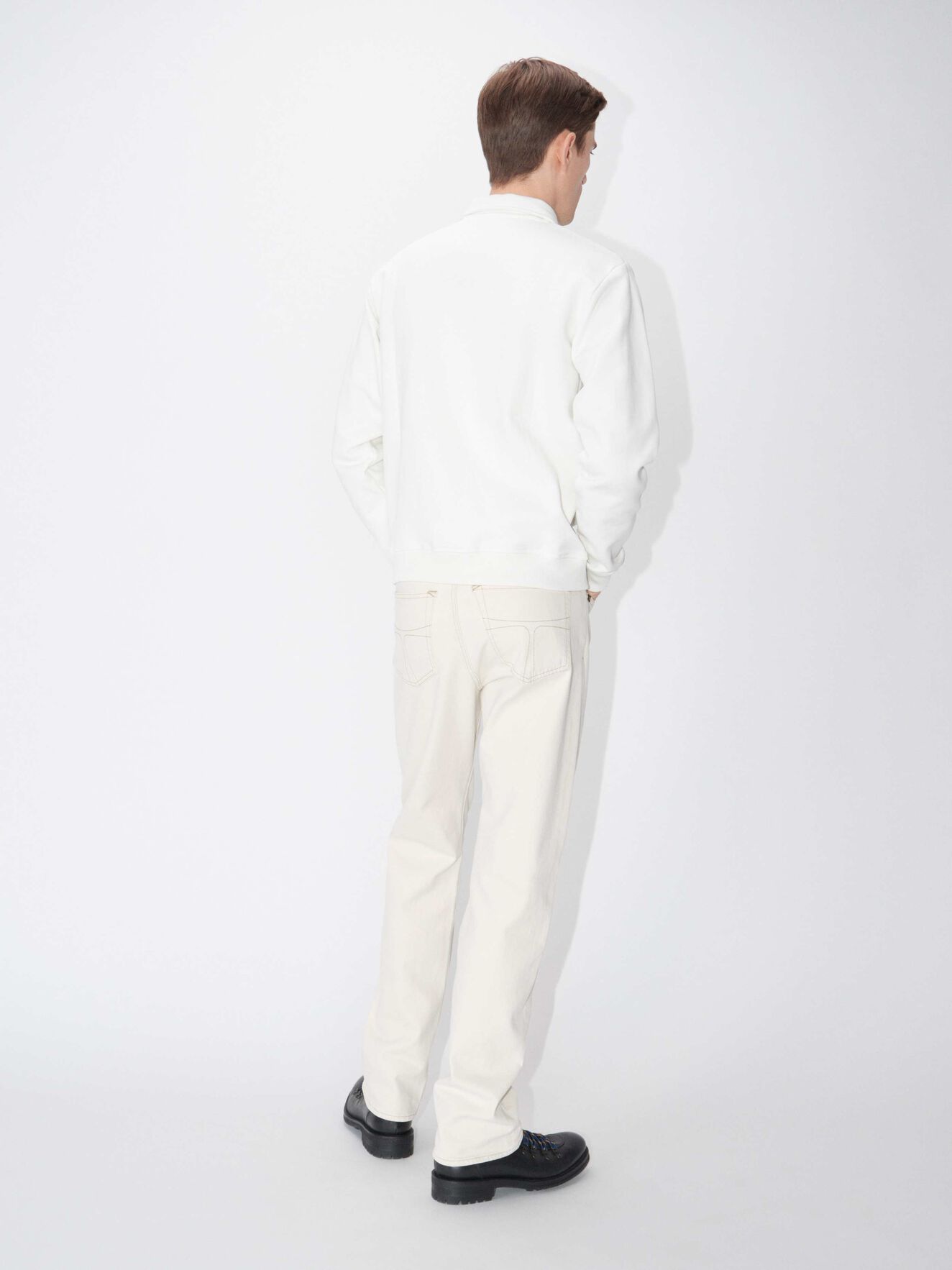 Ocean Sweatshirt in White Light from Tiger of Sweden Ocean Sweatshirt in White Light from Tiger of Sweden