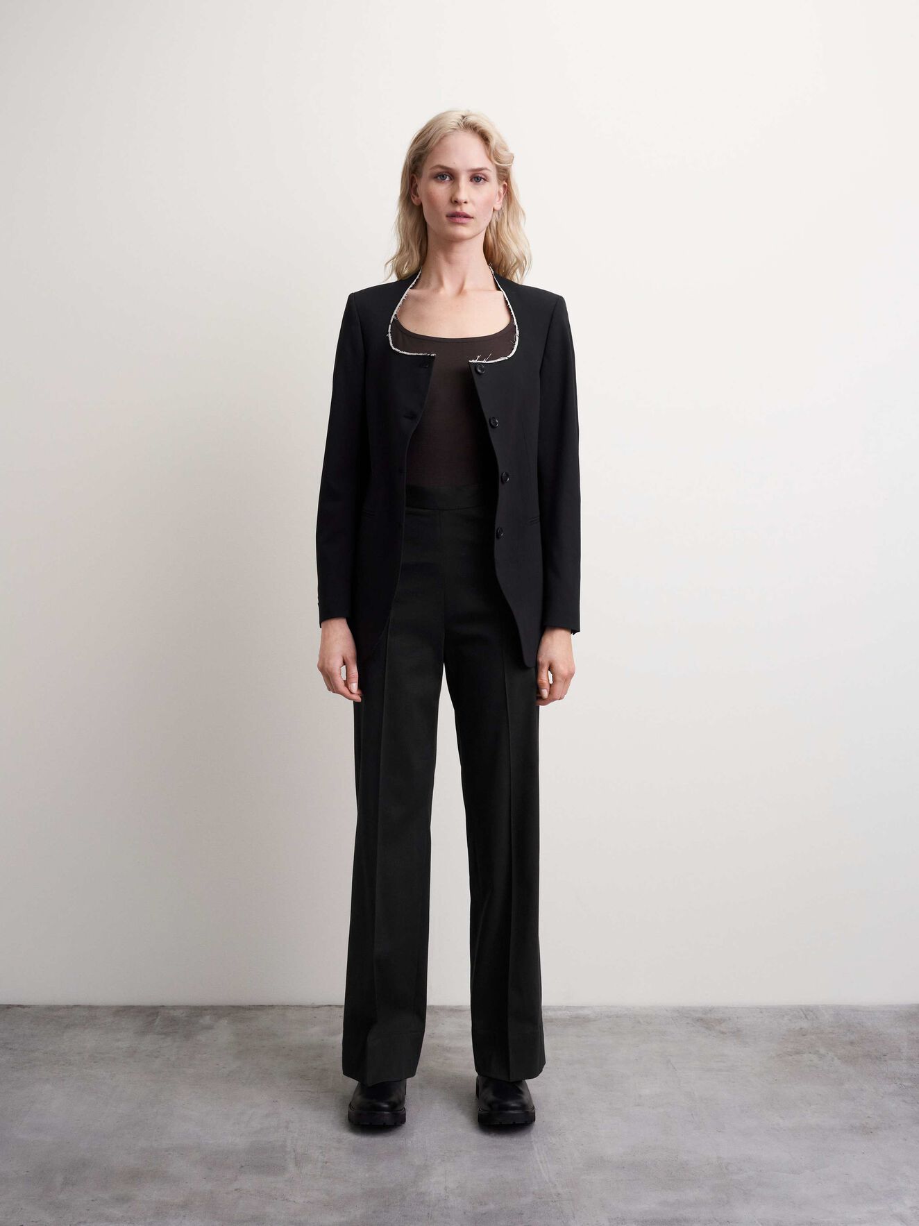 Kiara R Suit in from Tiger of Sweden Kiara R Suit in from Tiger of Sweden