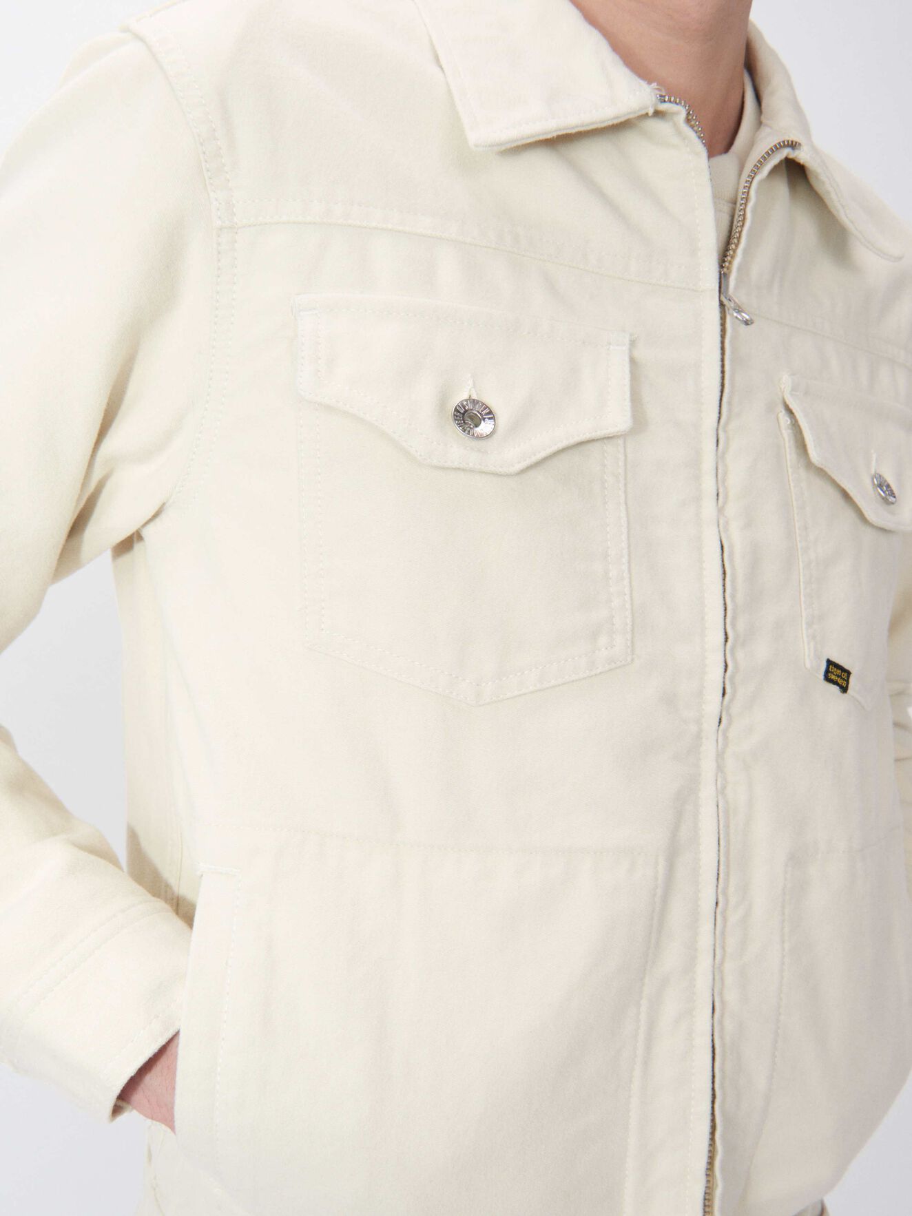 Crust Jacke in Birch Bark from Tiger of Sweden Crust Jacke in Birch Bark from Tiger of Sweden
