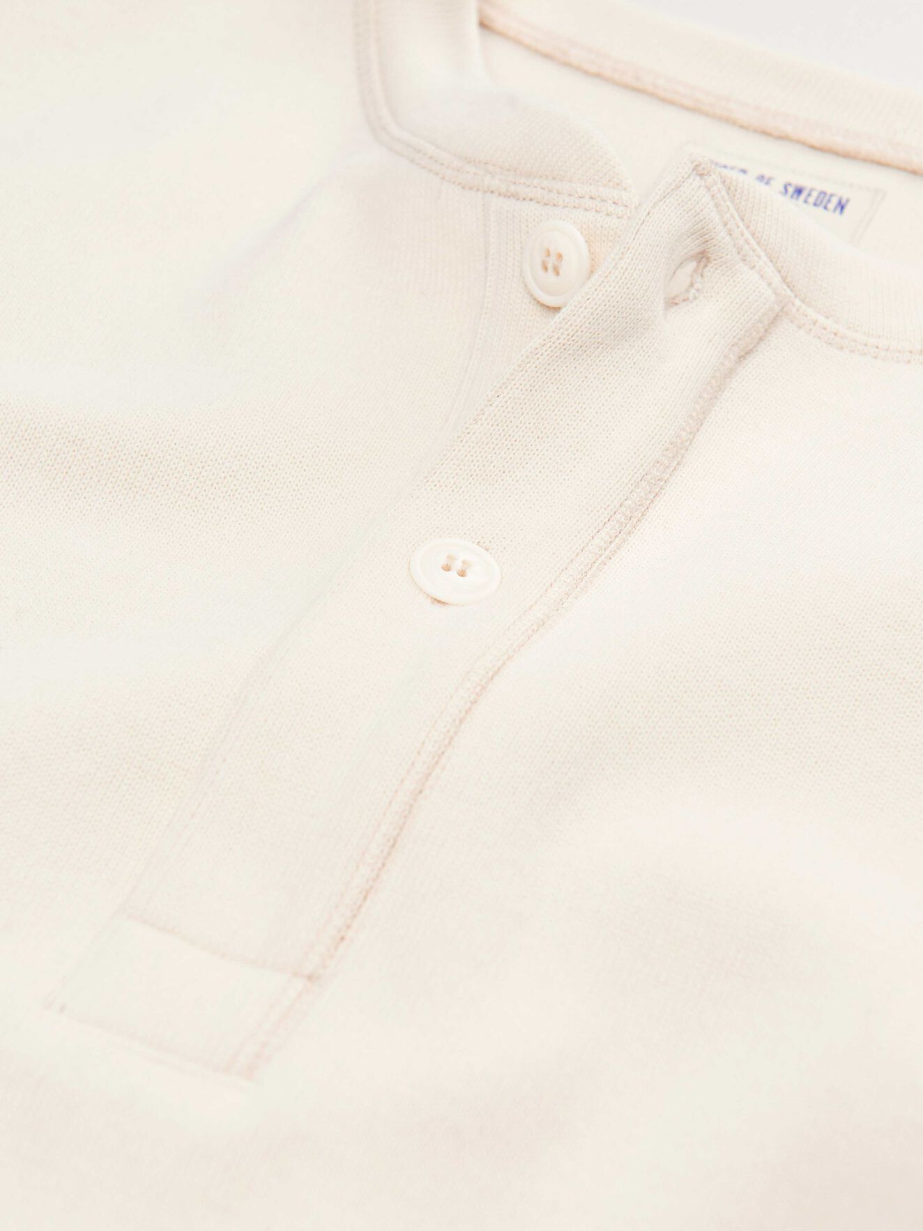 Baltic Pullover in Birch Bark from Tiger of Sweden Baltic Pullover in Birch Bark from Tiger of Sweden