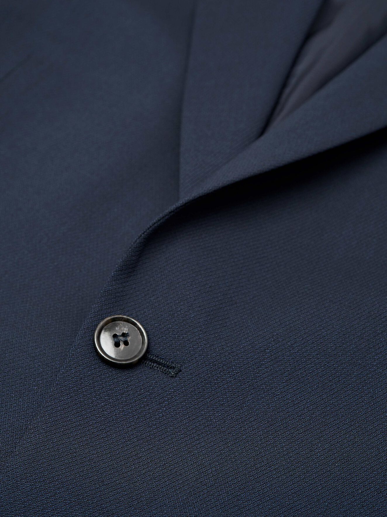 Jamonte Blazer in Midnight blue from Tiger of Sweden Jamonte Blazer in Midnight blue from Tiger of Sweden