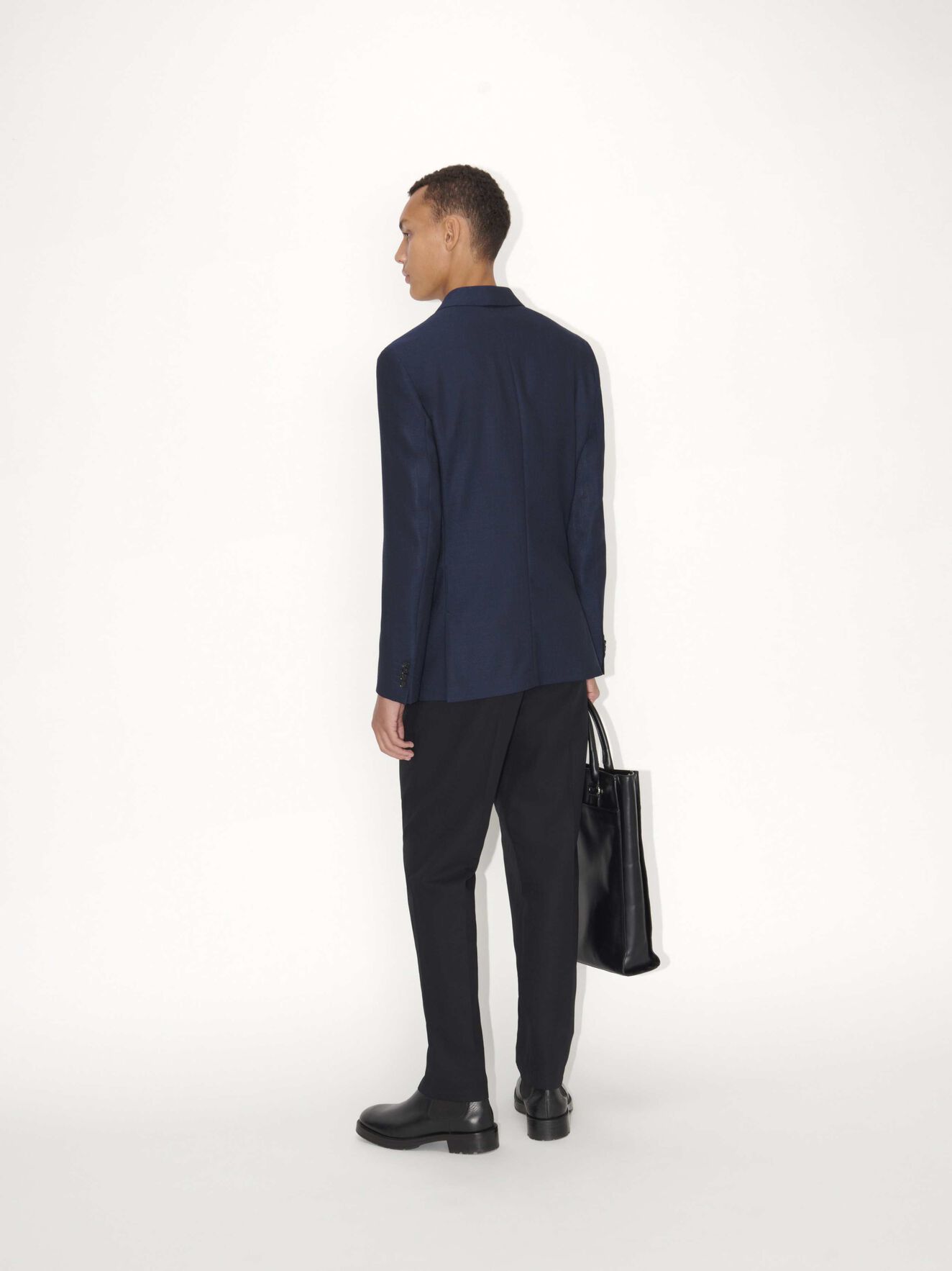 Josef Blazer in Deep Ocean Blue from Tiger of Sweden Josef Blazer in Deep Ocean Blue from Tiger of Sweden