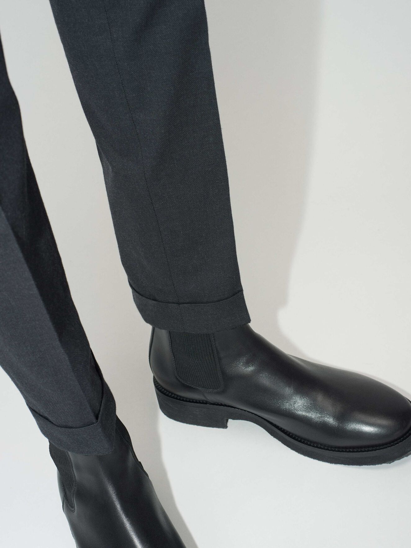 Tilman Trousers in Dark grey Mel from Tiger of Sweden Tilman Trousers in Dark grey Mel from Tiger of Sweden