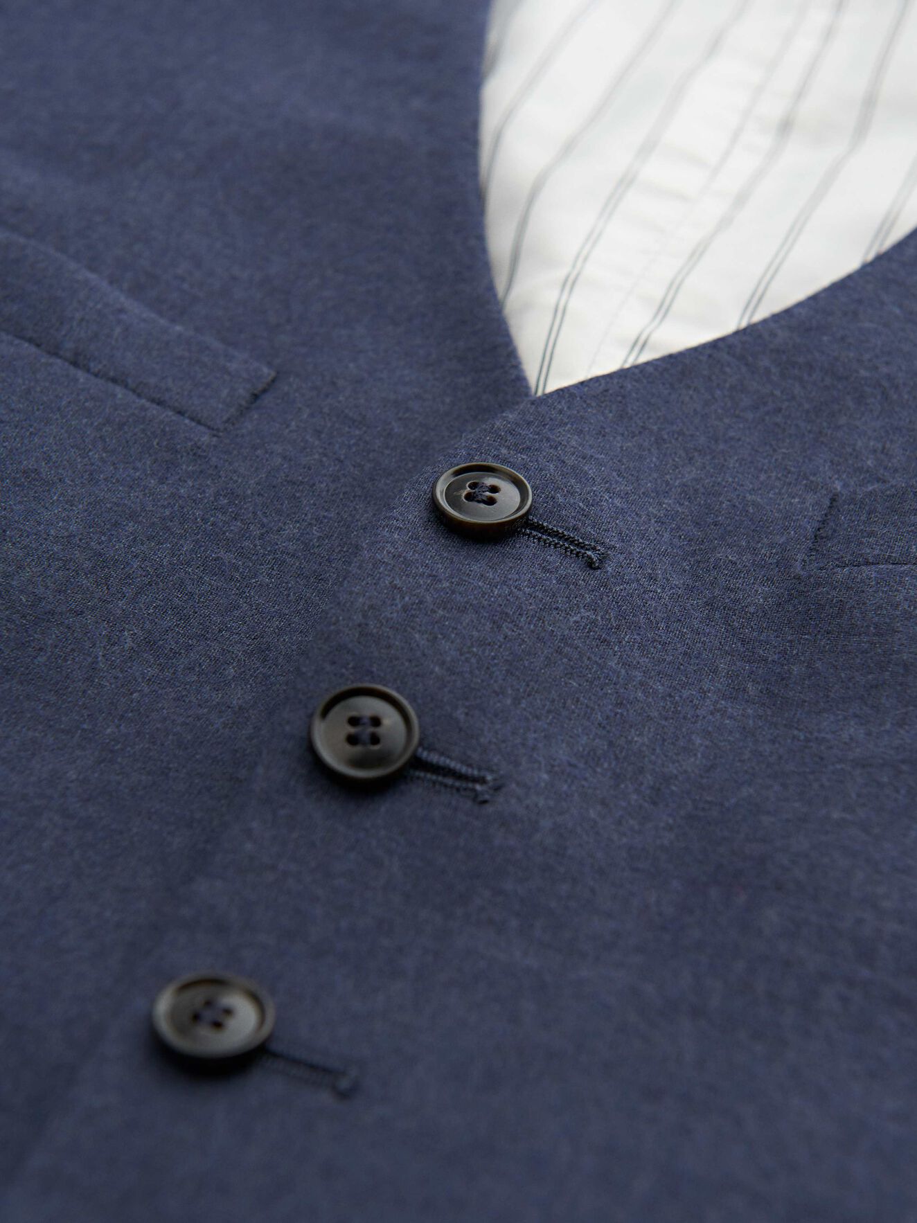 Wolmer Weste in Soft blue from Tiger of Sweden Wolmer Weste in Soft blue from Tiger of Sweden