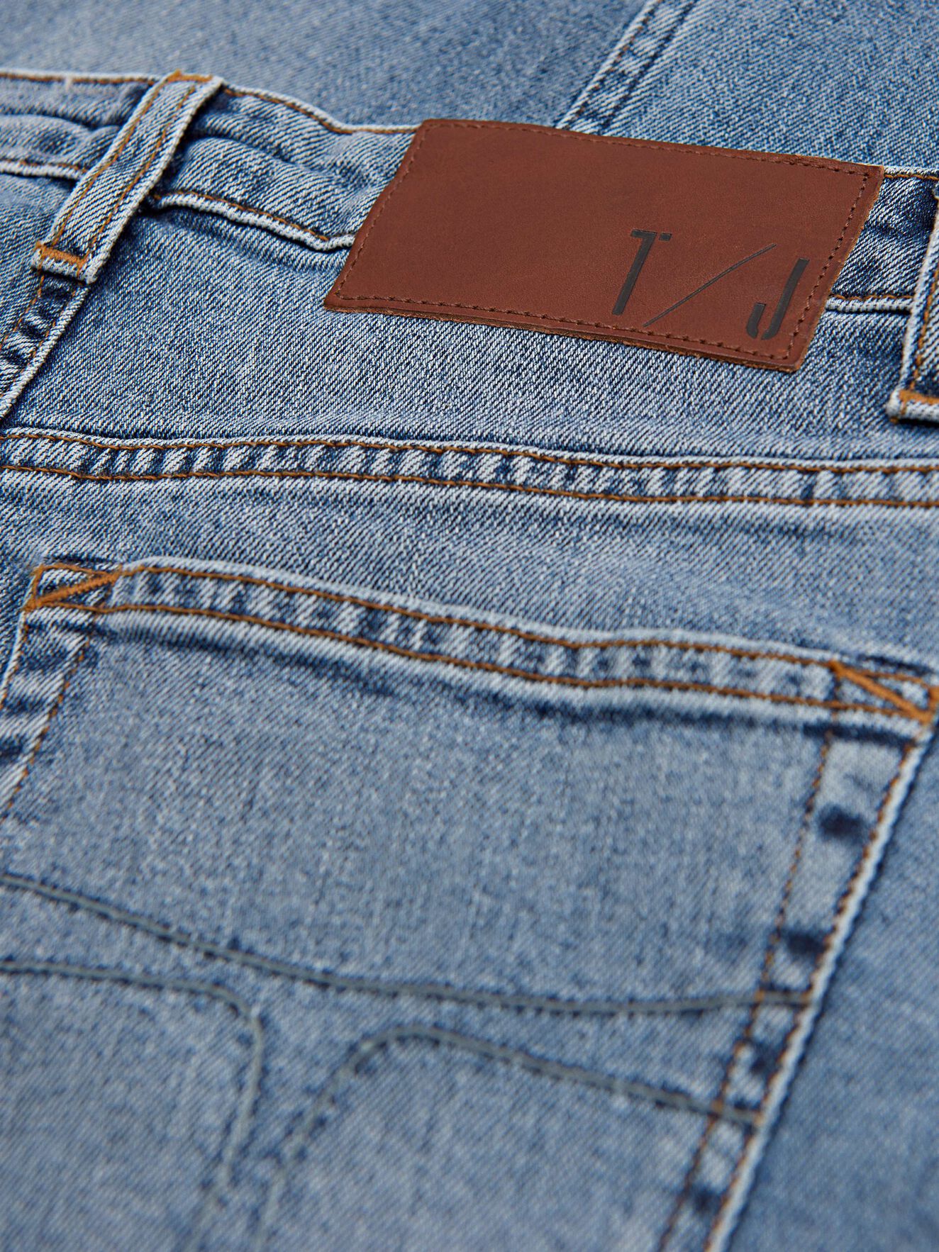 Meg Jeans in Light blue from Tiger of Sweden Meg Jeans in Light blue from Tiger of Sweden
